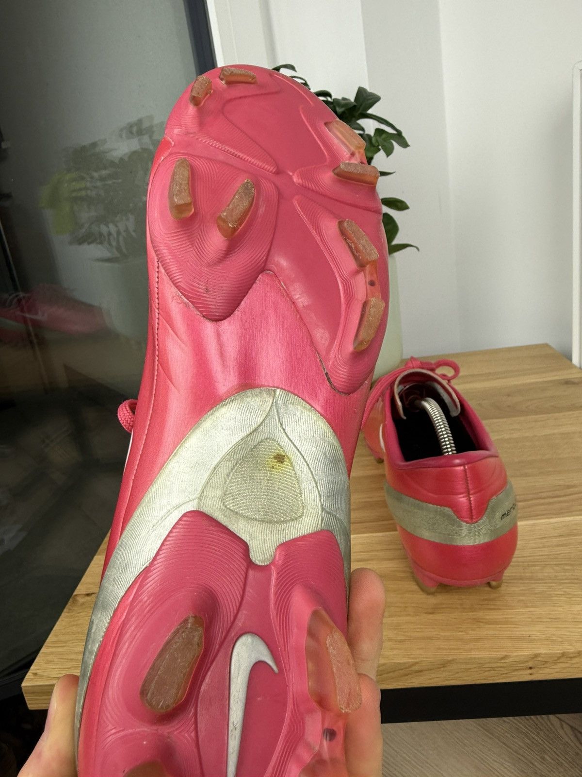 Nike Nike Mercurial Vapor IV 4 Red Ronaldo cr7 vintage cleats Size US 11 / EU 44 - 11 Thumbnail