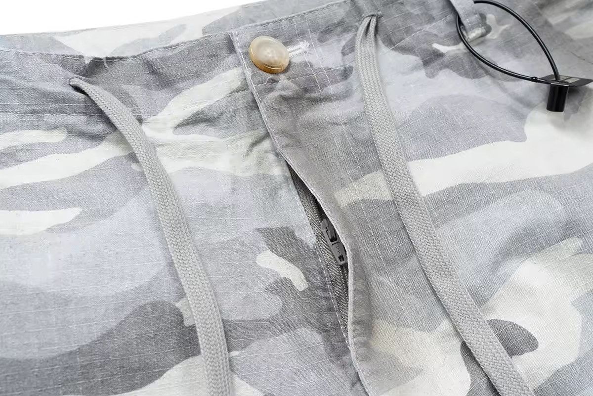 Designer Camouflage Vintage Retro Style Loose Oversized Shorts Size US 32 / EU 48 - 5 Thumbnail
