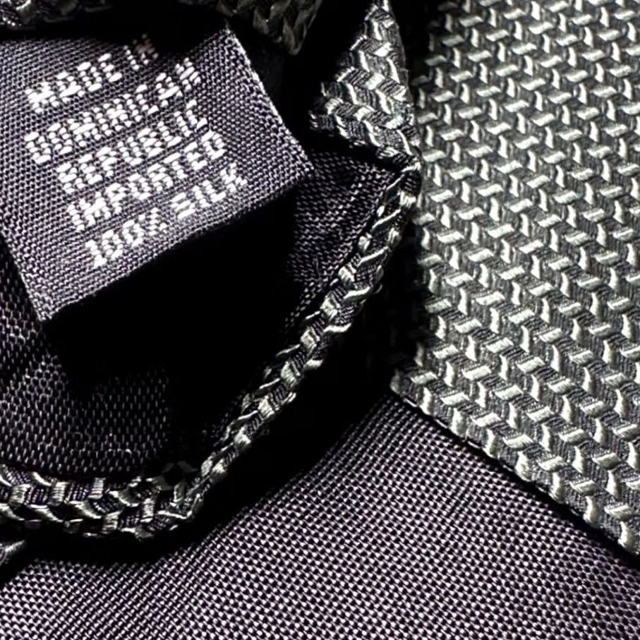 Van Heusen Van Heusen Mens Dark Grey Black 100% Silk Tie Size ONE SIZE - 6 Thumbnail