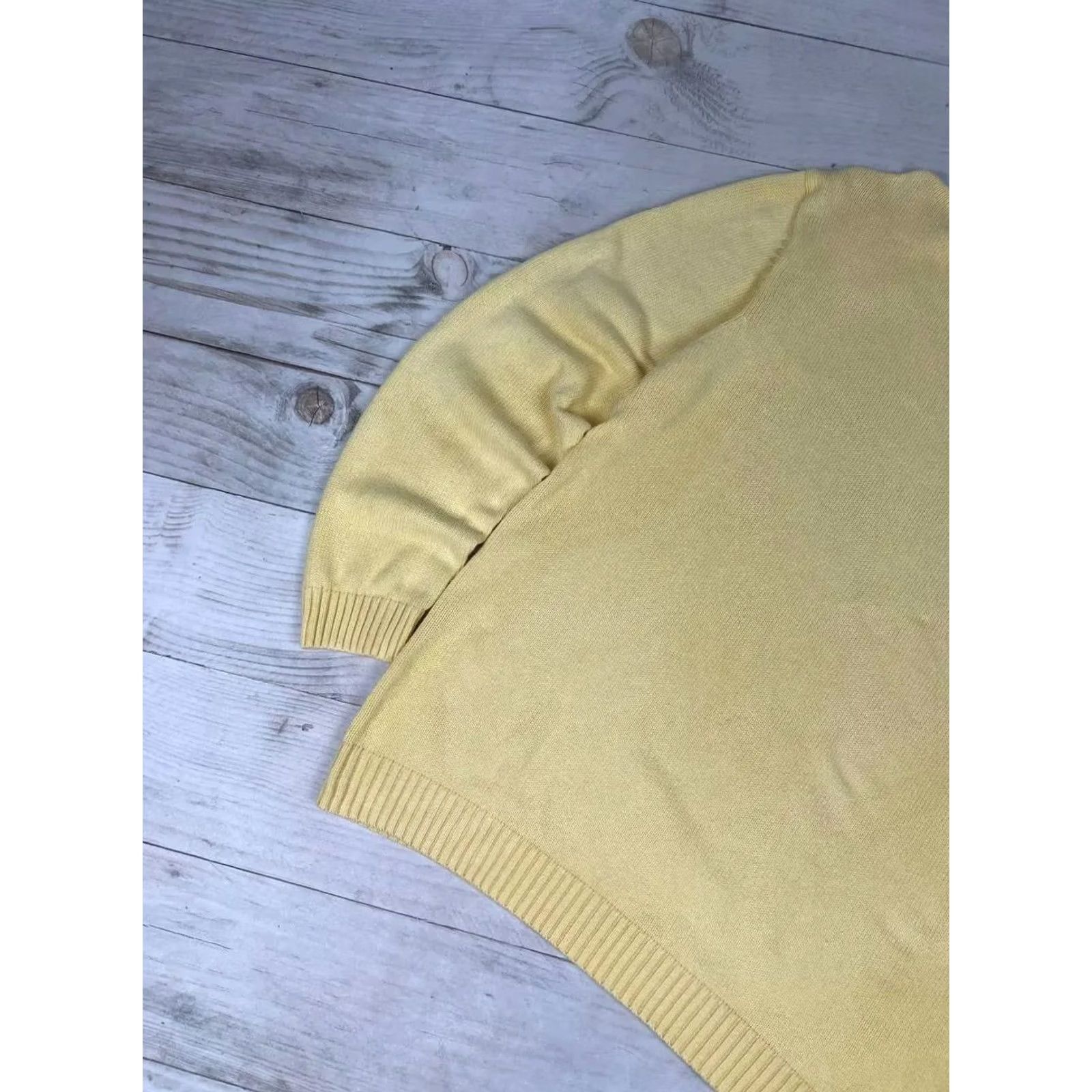 Yves Saint Laurent VINTAGE Yves Saint Laurent Knit Sweater YSL Men XL Yellow Knit Pullover Crew Neck Logo 90s Size US XL / EU 56 / 4 - 4 Thumbnail
