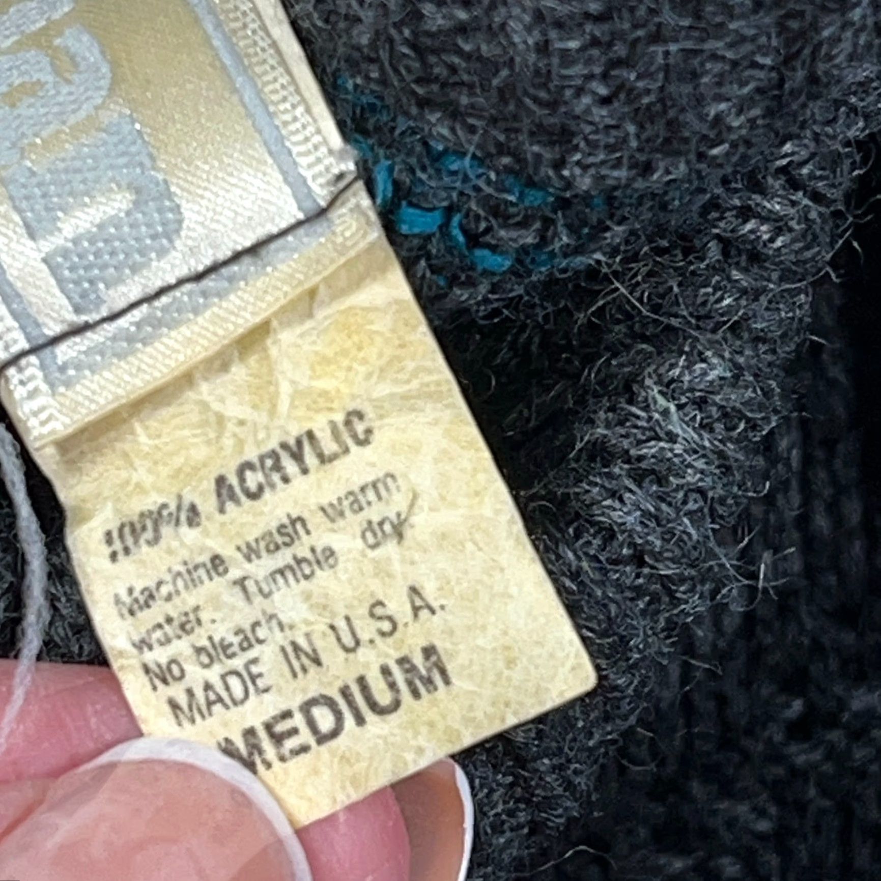 Vintage VINTAGE Ruffian Sweater Men M Gray Geometric Acrylic Knit 80s 90s USA Cosby Grandpa Pullover Crew Neck Mens Size US M / EU 48-50 / 2 - 5 Thumbnail