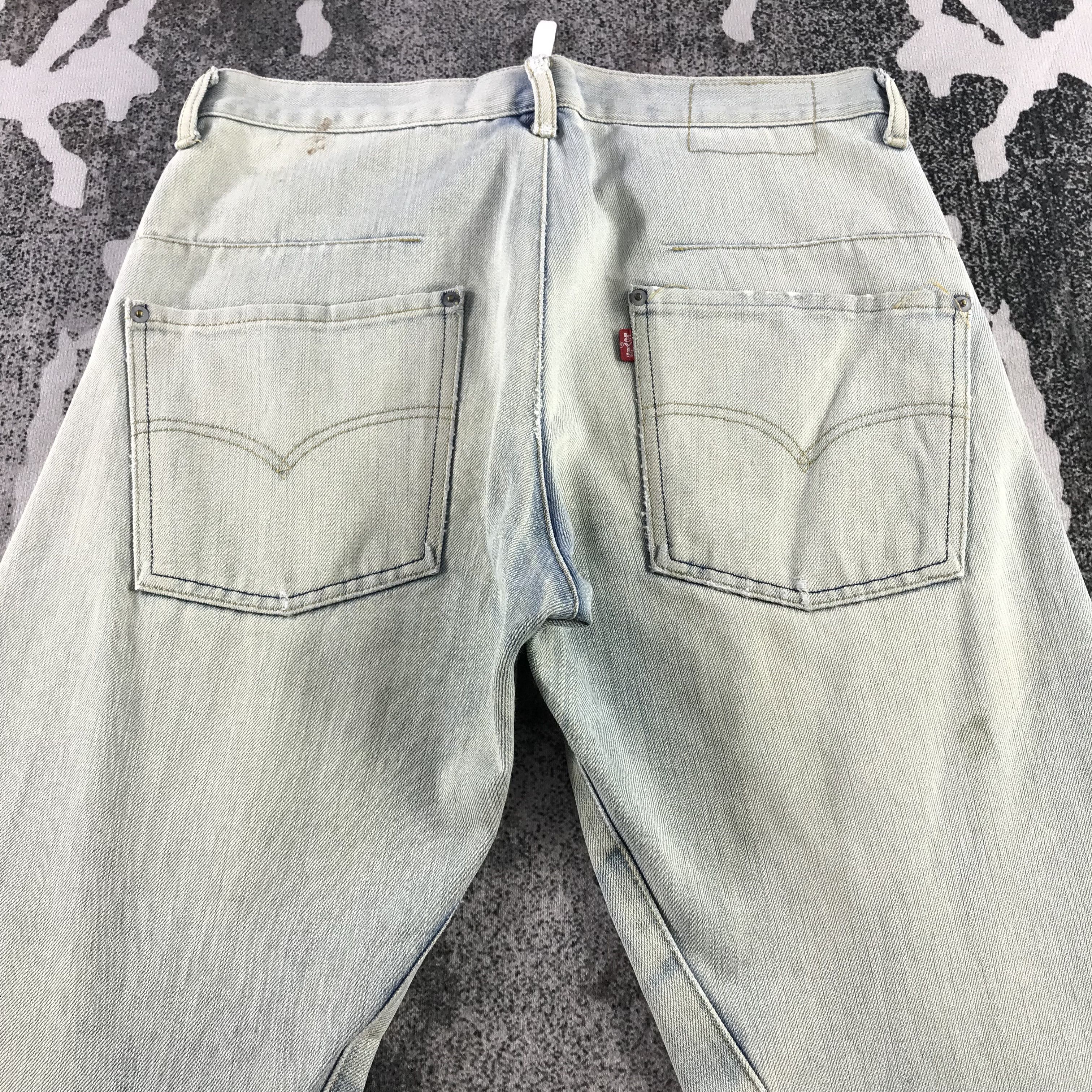 Levi's Vintage Levis Engineeered Jeans Distressed Denim KJ3375 Size US 32 / EU 48 - 4 Thumbnail