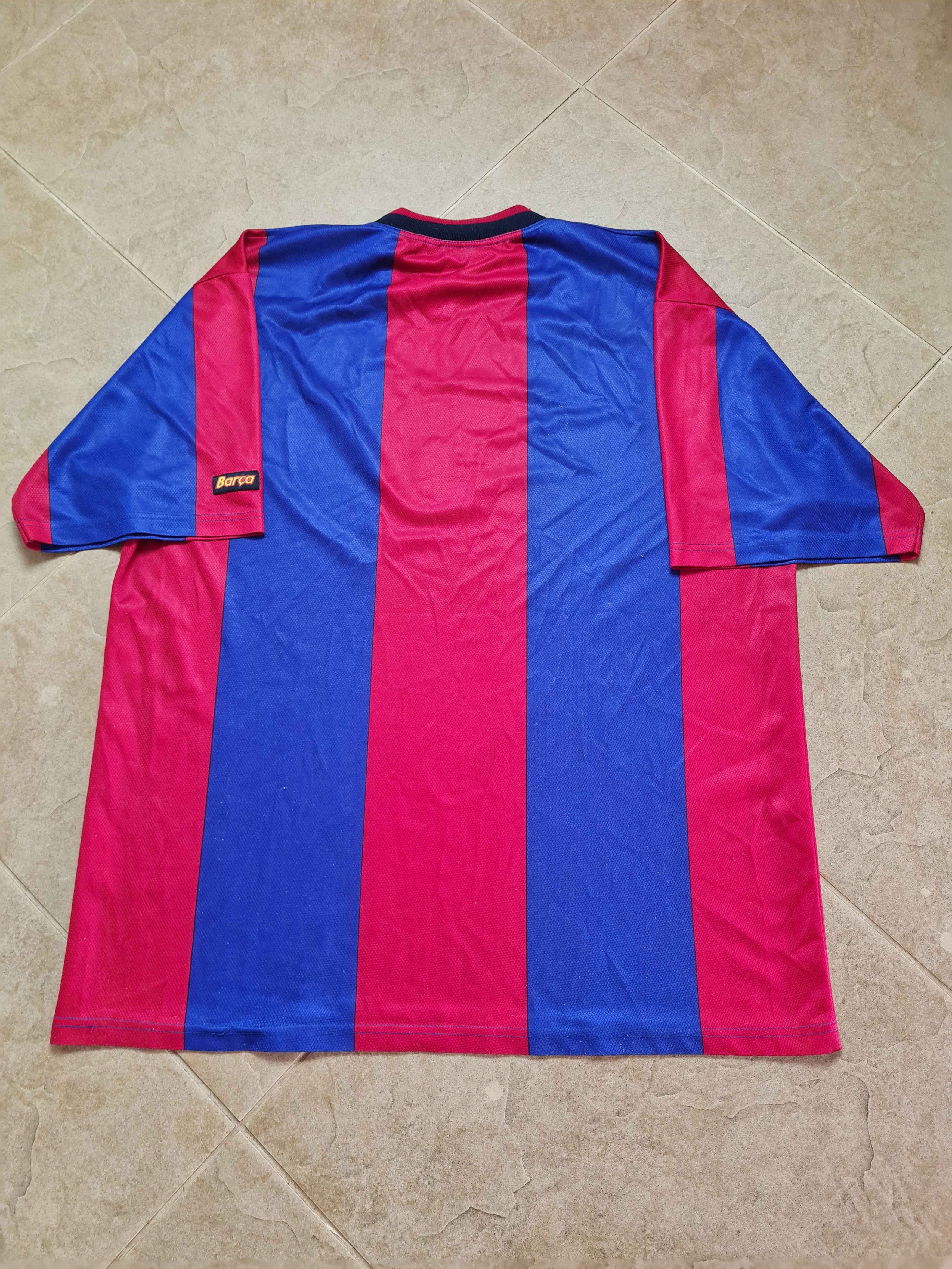 Other Jersey Barcelona Football Barca Official Label Soccer Size US XL / EU 56 / 4 - 21 Thumbnail