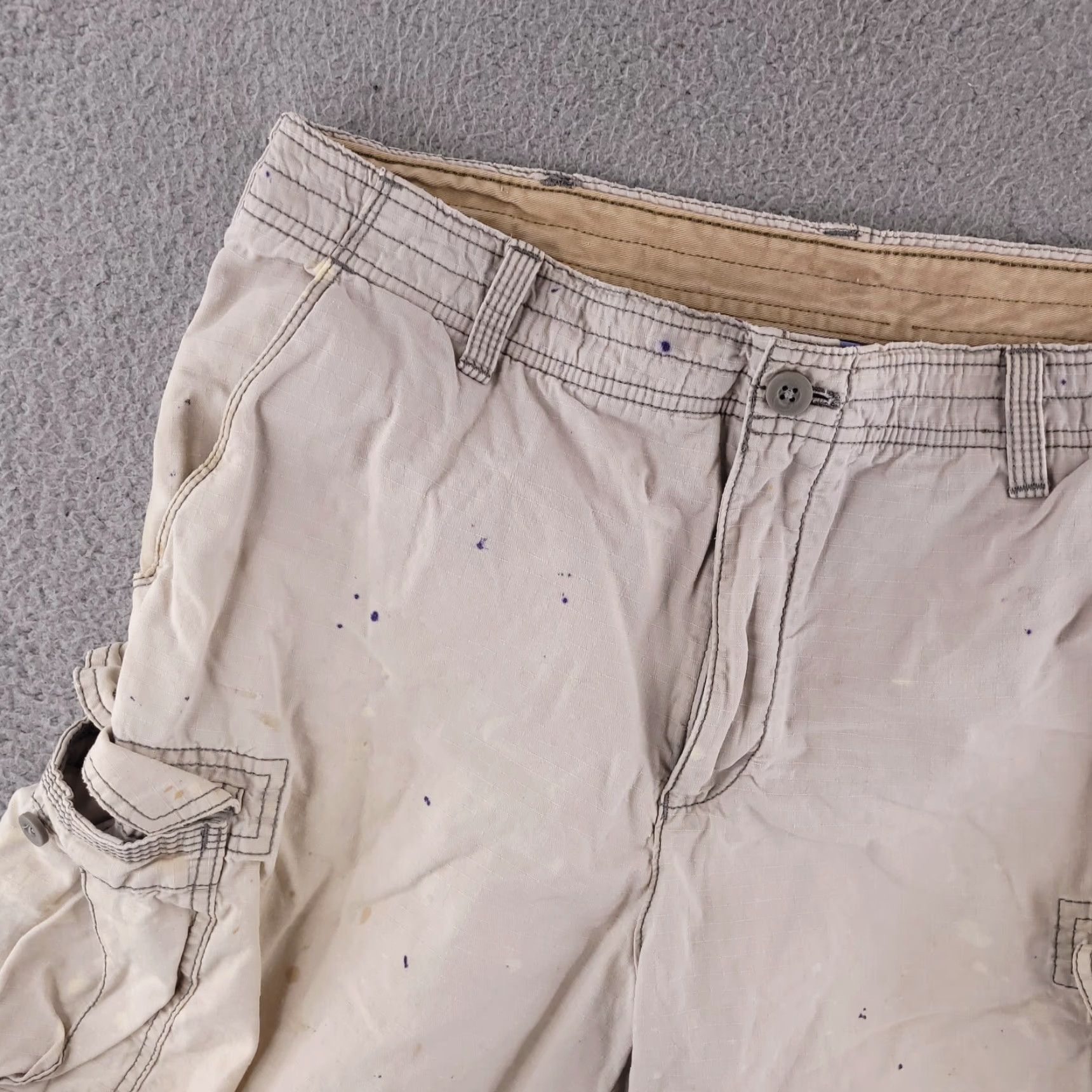 Izod Izod Cargo Shorts Mens 35 Distressed Beige Tan Workwear Cotton Solid M Waist 35 Mens Size US 35 - 5 Thumbnail