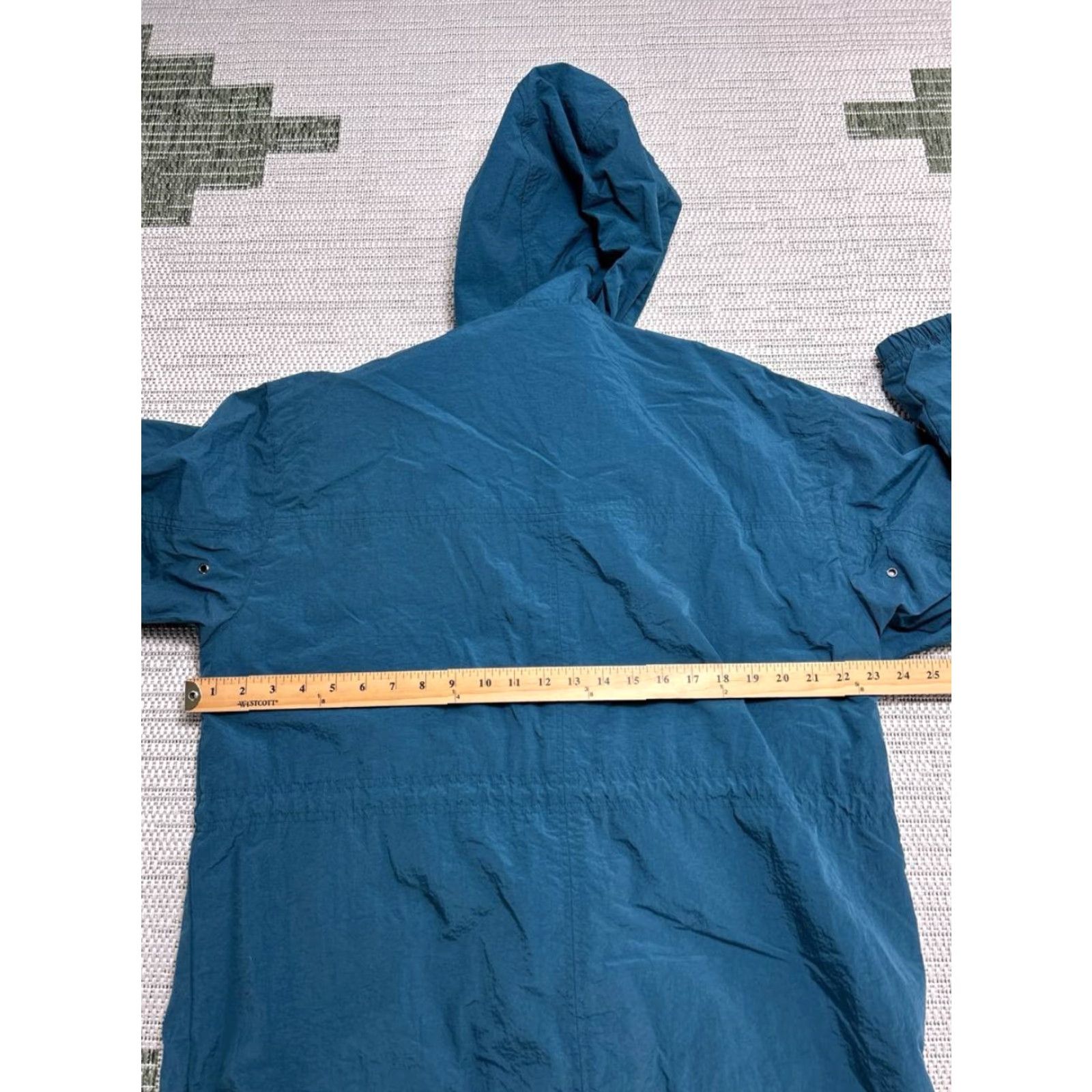 Nike VINTAGE Nike Windbreaker Jacket Womens 10 Blue Nylon Embroidered Logo Full Zip Size L / US 10 / IT 46 - 5 Thumbnail