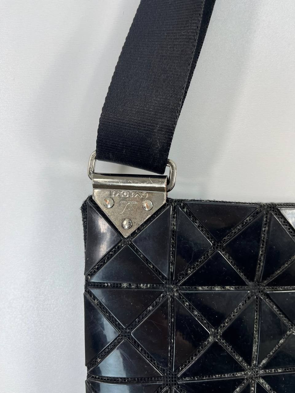 Issey Miyake Bao Bao Issey Miyake Black Crossbody Bag Size ONE SIZE - 7 Thumbnail
