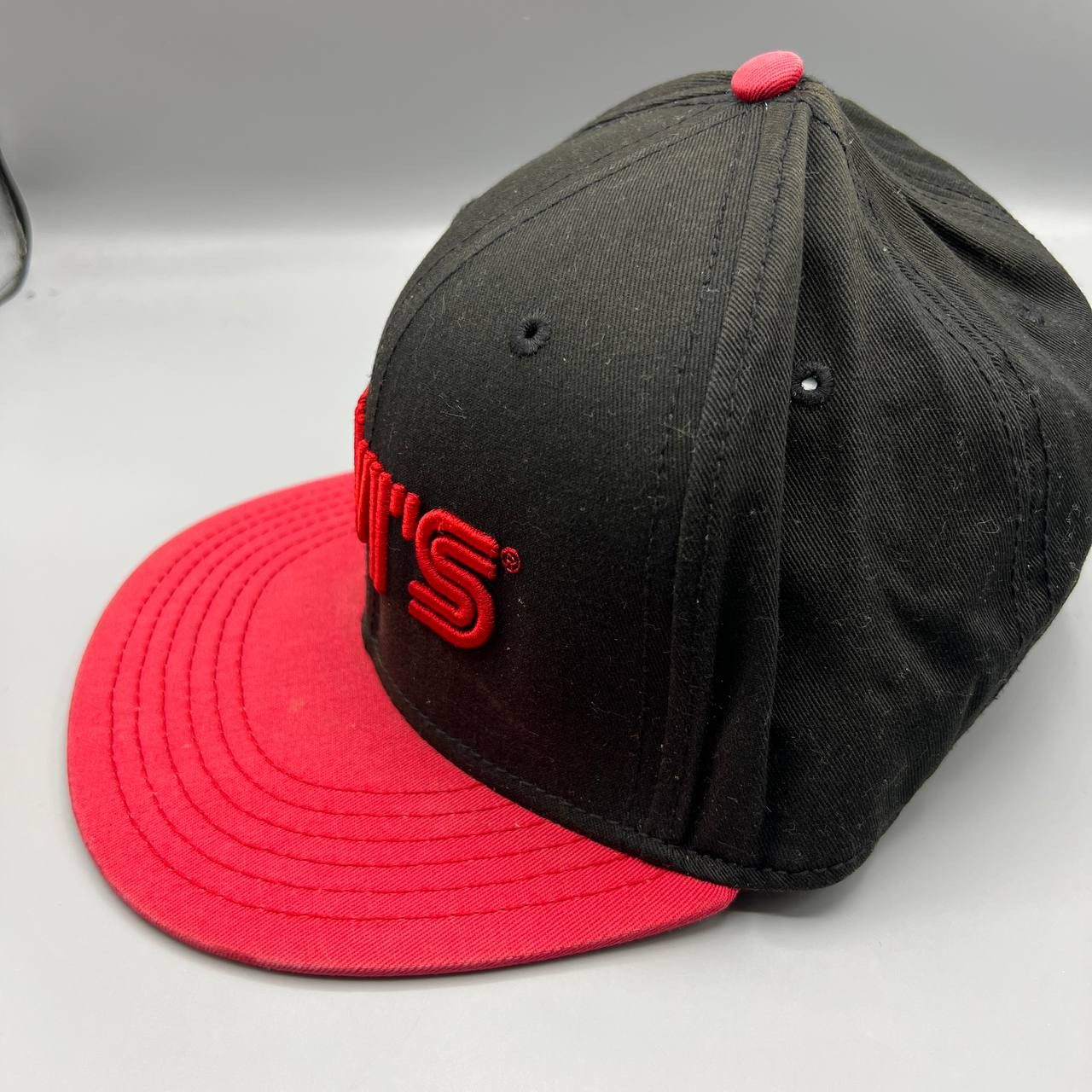 Levi's Levi's Hat Men Black Red Embroidered Snap Back Cap Size ONE SIZE - 3 Thumbnail