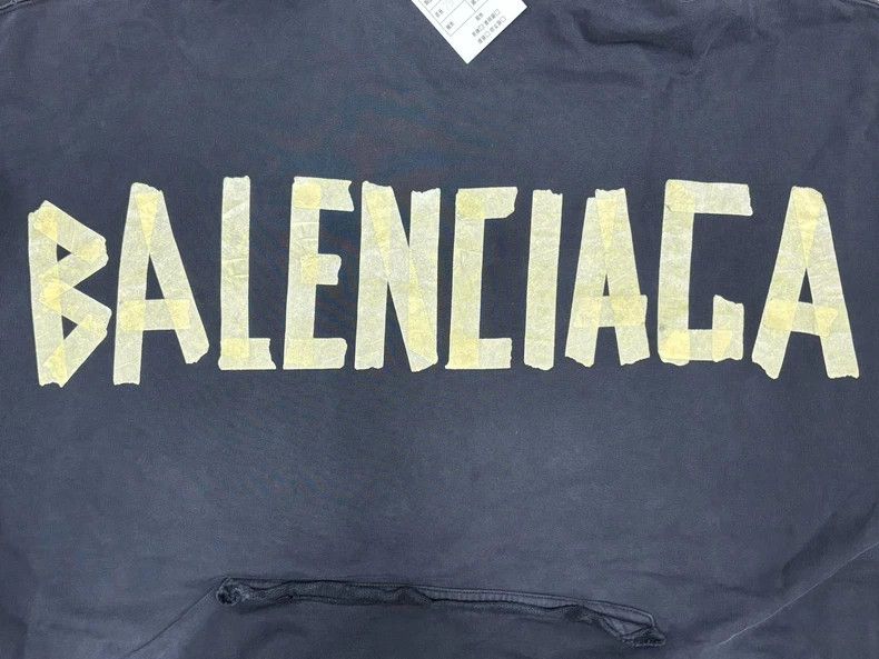 Balenciaga Balenciaga Logo monogrammed, laid-back sweatshirt Size US M / EU 48-50 / 2 - 3 Thumbnail