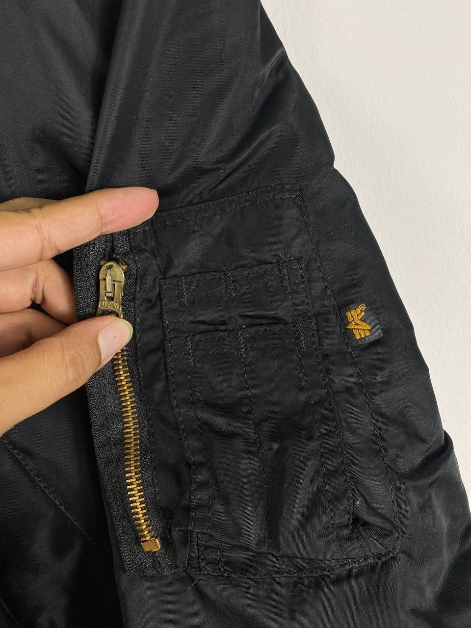 Alpha Industries vintage alpha industries bomber jacket ideal zipper Size US M / EU 48-50 / 2 - 7 Thumbnail