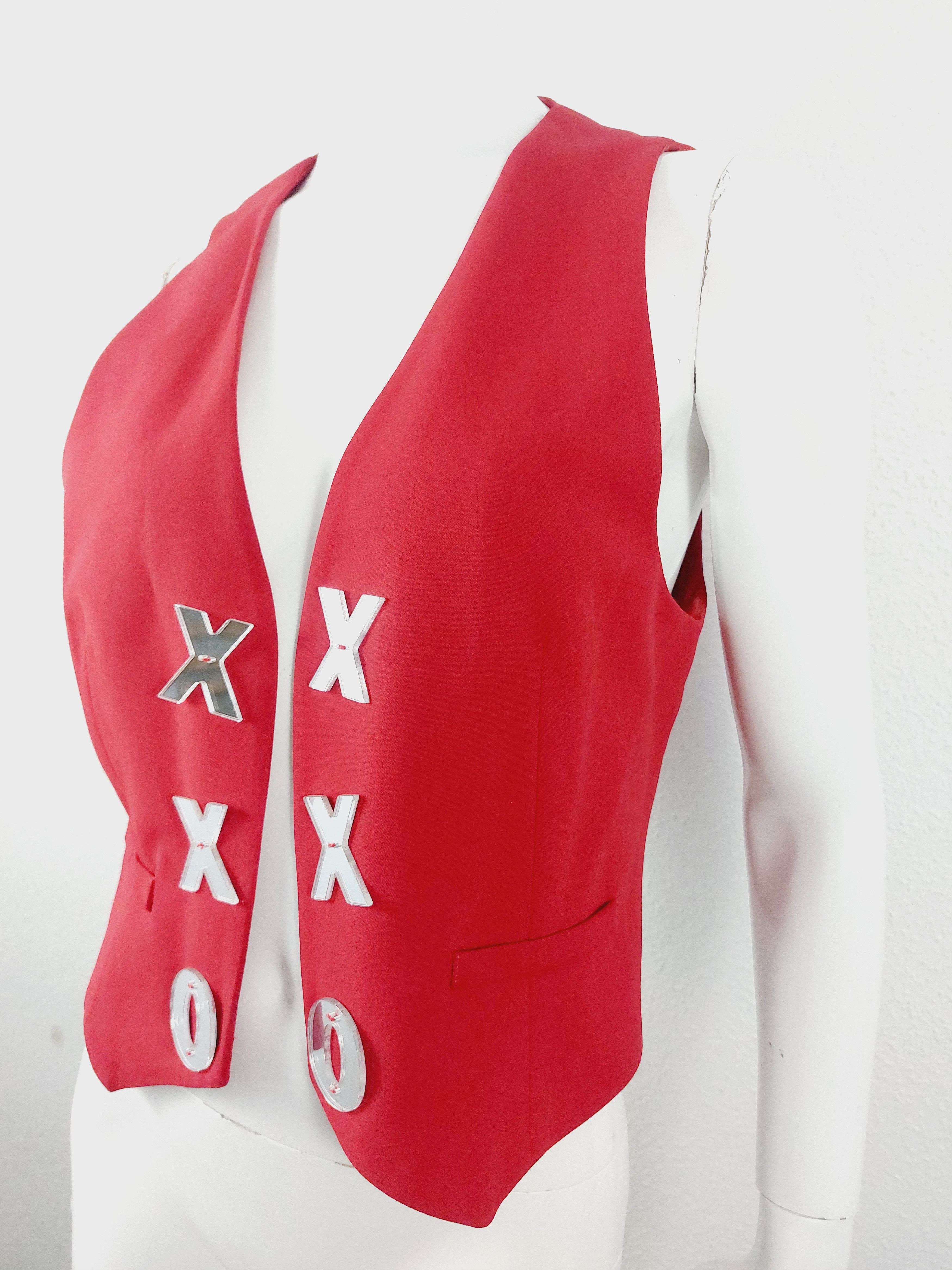 Moschino Moschino Cutout Heart XOXO xo Bella Hadid Vest Size M / US 6-8 / IT 42-44 - 5 Thumbnail
