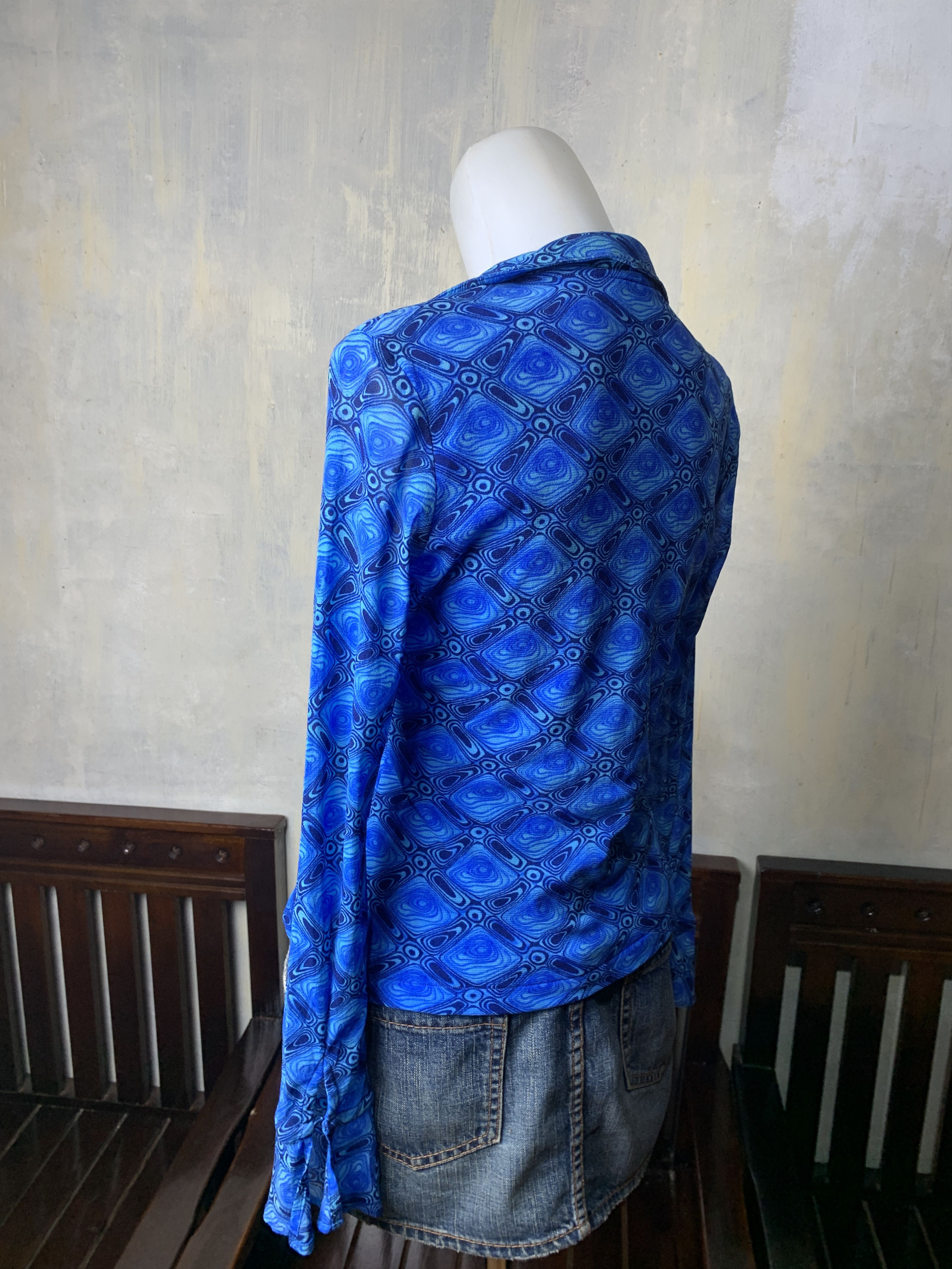 Japanese Brand Gold Line Printed Button up Mesh Top (S) Size S / US 4 / IT 40 - 3 Thumbnail