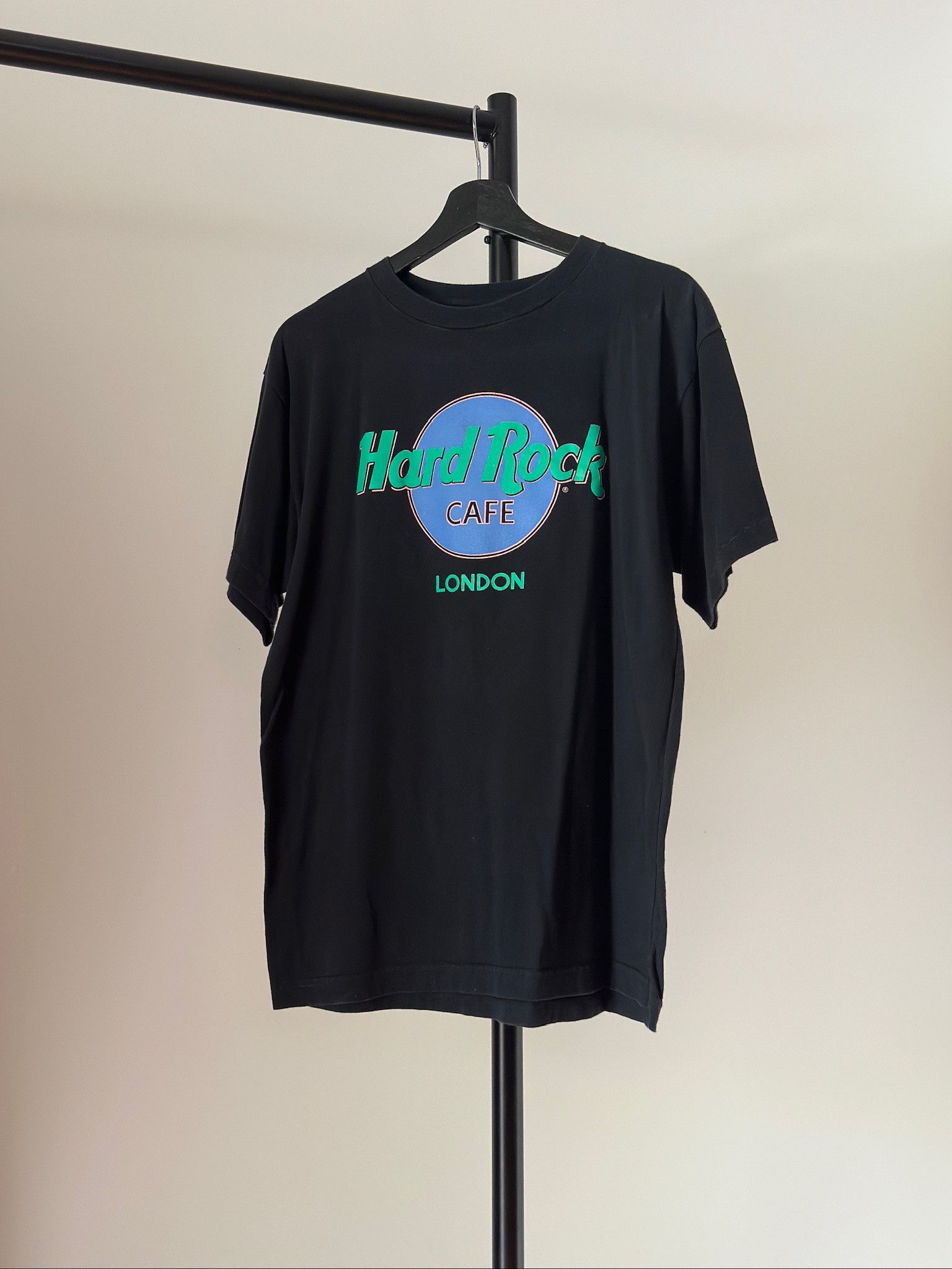 Hard Rock Cafe × Vintage Vintage Y2K Hard Rock Cafe 'London' T-Shirt Size US L / EU 52-54 / 3 - 1 Thumbnail
