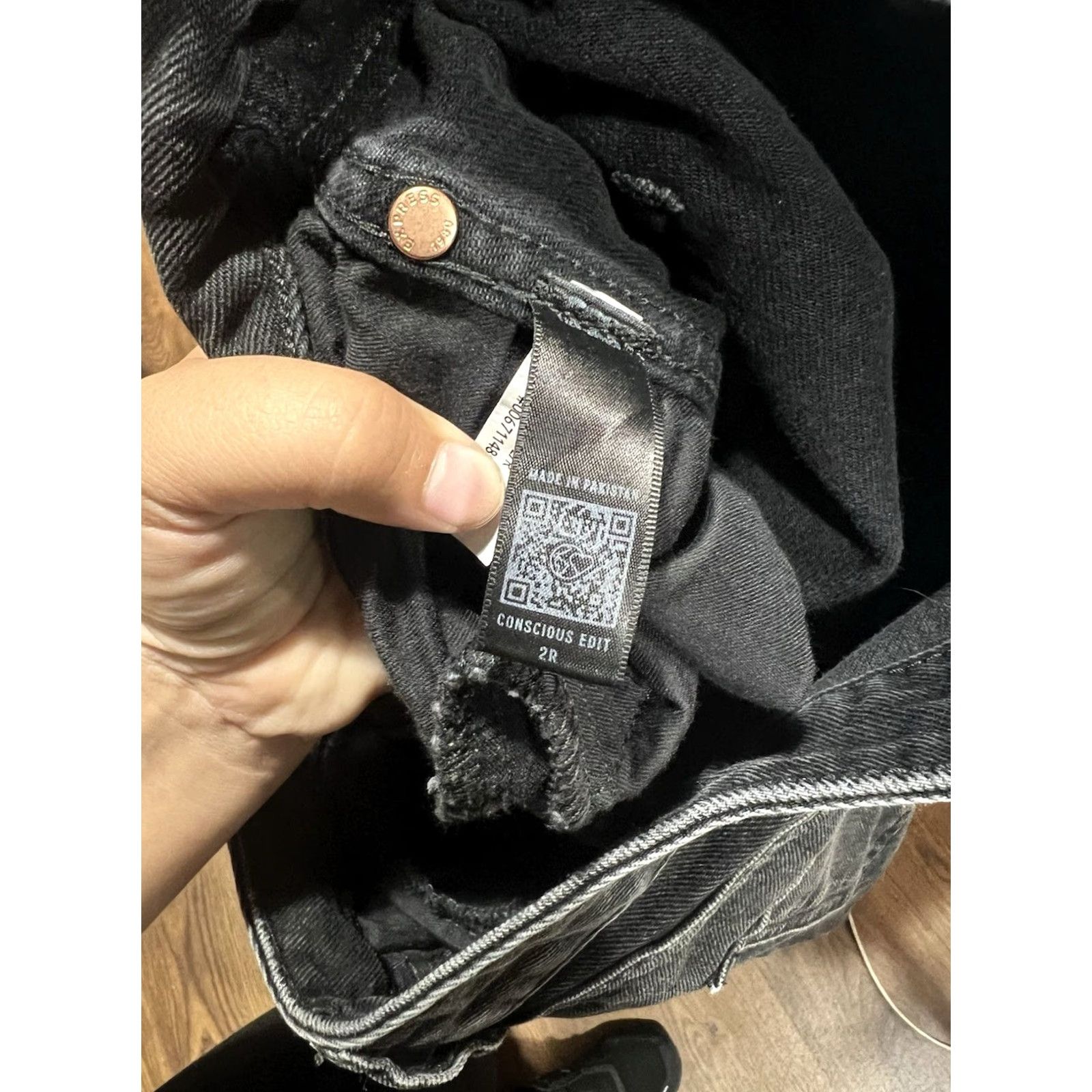 Express Express Jeans Women's 2R Black Relaxed Straight Low Rise Jeans Size 26" / US 2 / IT 38 - 6 Thumbnail