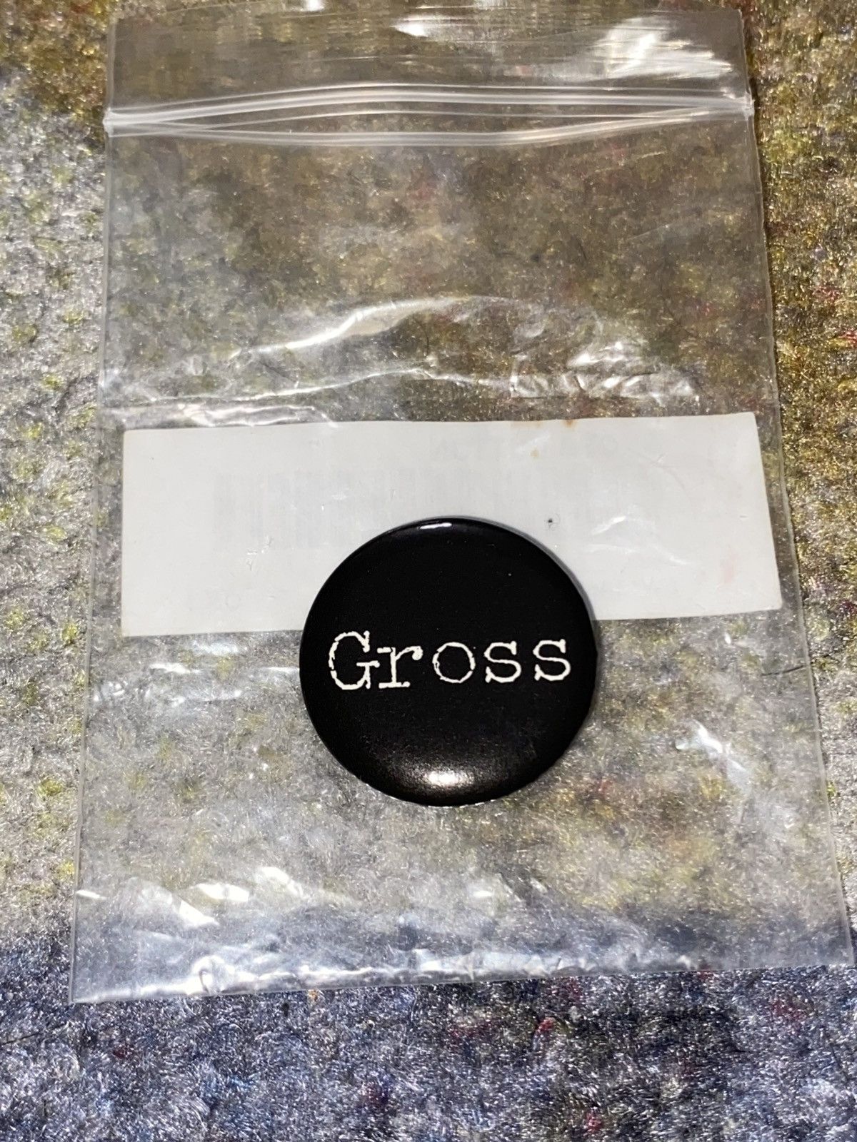 Supreme Supreme Gross Pin Size ONE SIZE - 1 Thumbnail