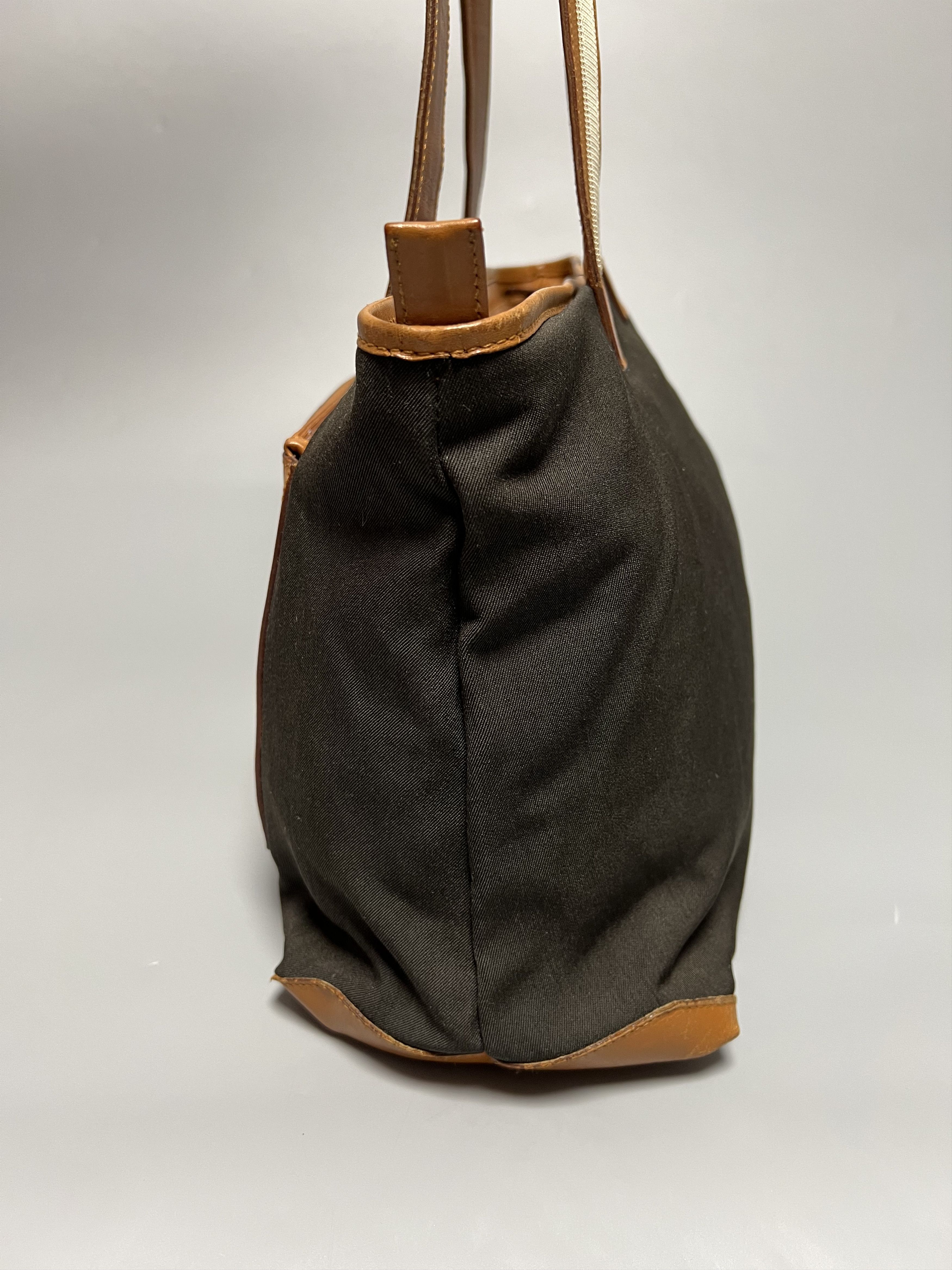 Gucci Rare Gucci Vintage Brown Shoulder Bag Size ONE SIZE - 5 Thumbnail