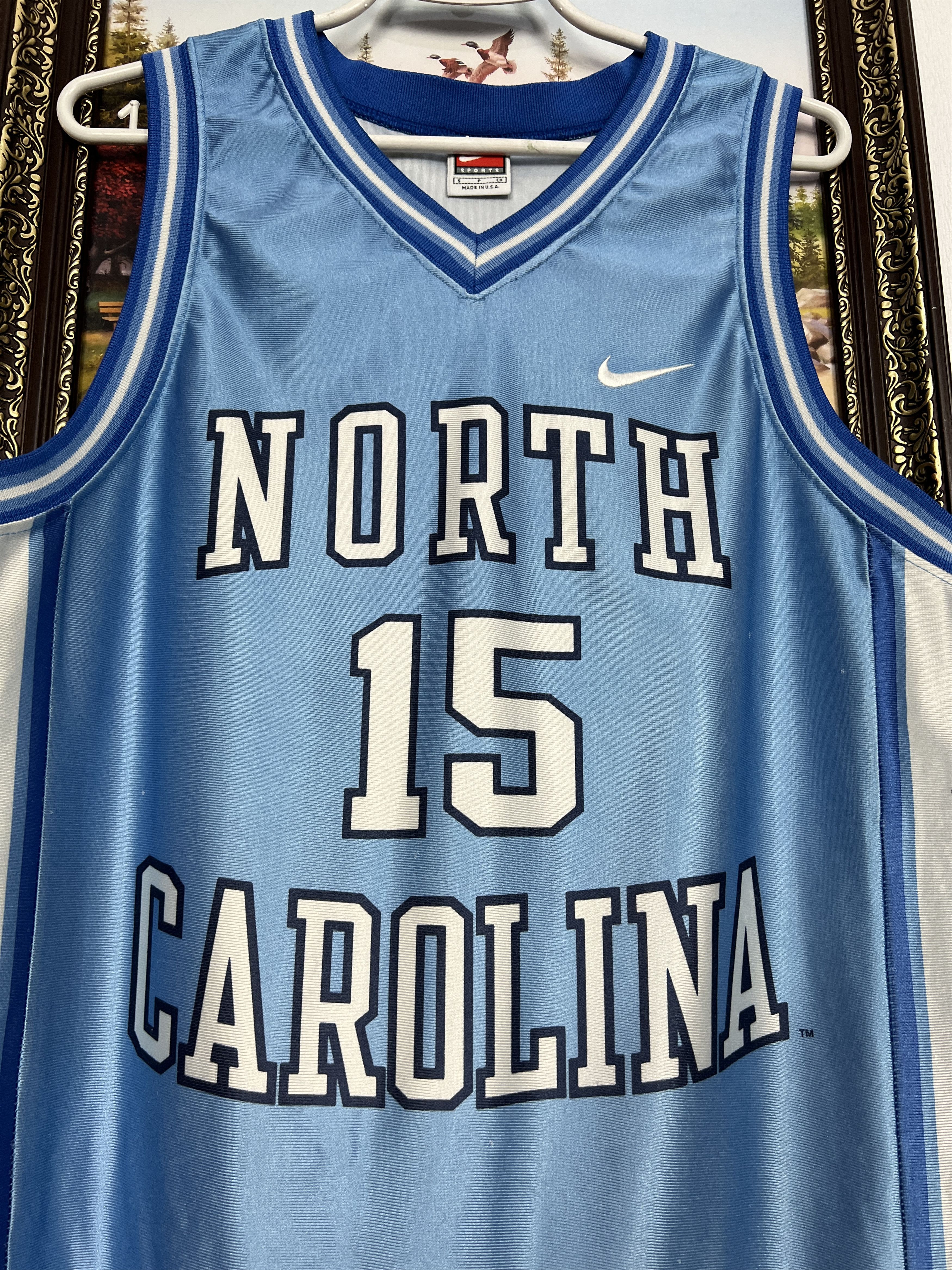 Nike Vintage UNC North Carolina Tar Heels Vince Carter #15 Jersey Size US S / EU 44-46 / 1 - 3 Thumbnail