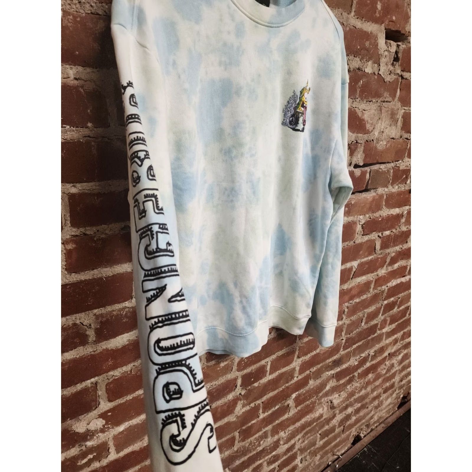 H&M H&M SpongeBob SquarePants Sweatshirt M Hot Rod Motorcycle Blue Sky White Tie Dye Size US M / EU 48-50 / 2 - 4 Thumbnail