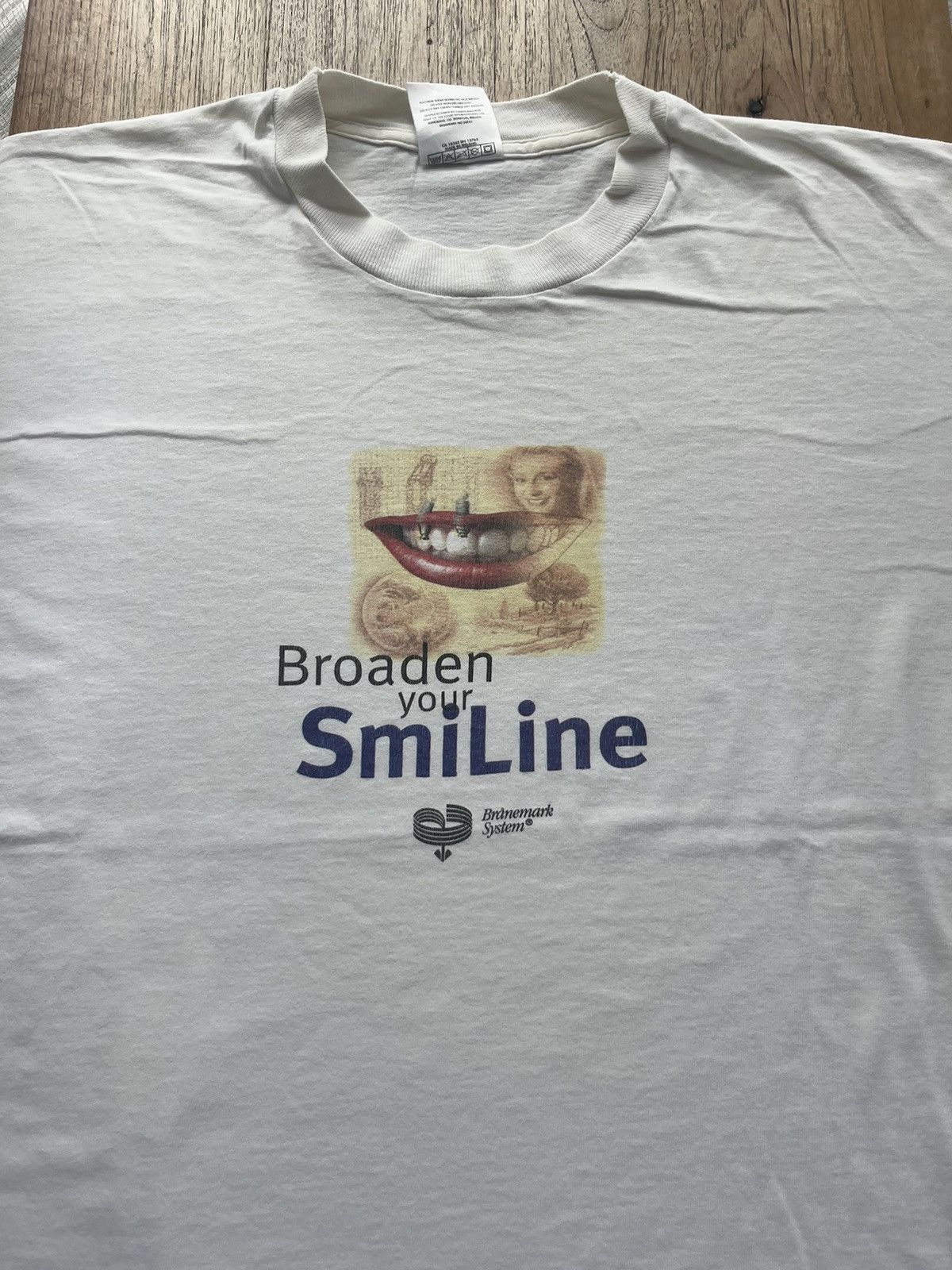 Vintage Vintage Broaden your SmiLine Branemark System 90’s T-shirt Size US M / EU 48-50 / 2 - 3 Thumbnail