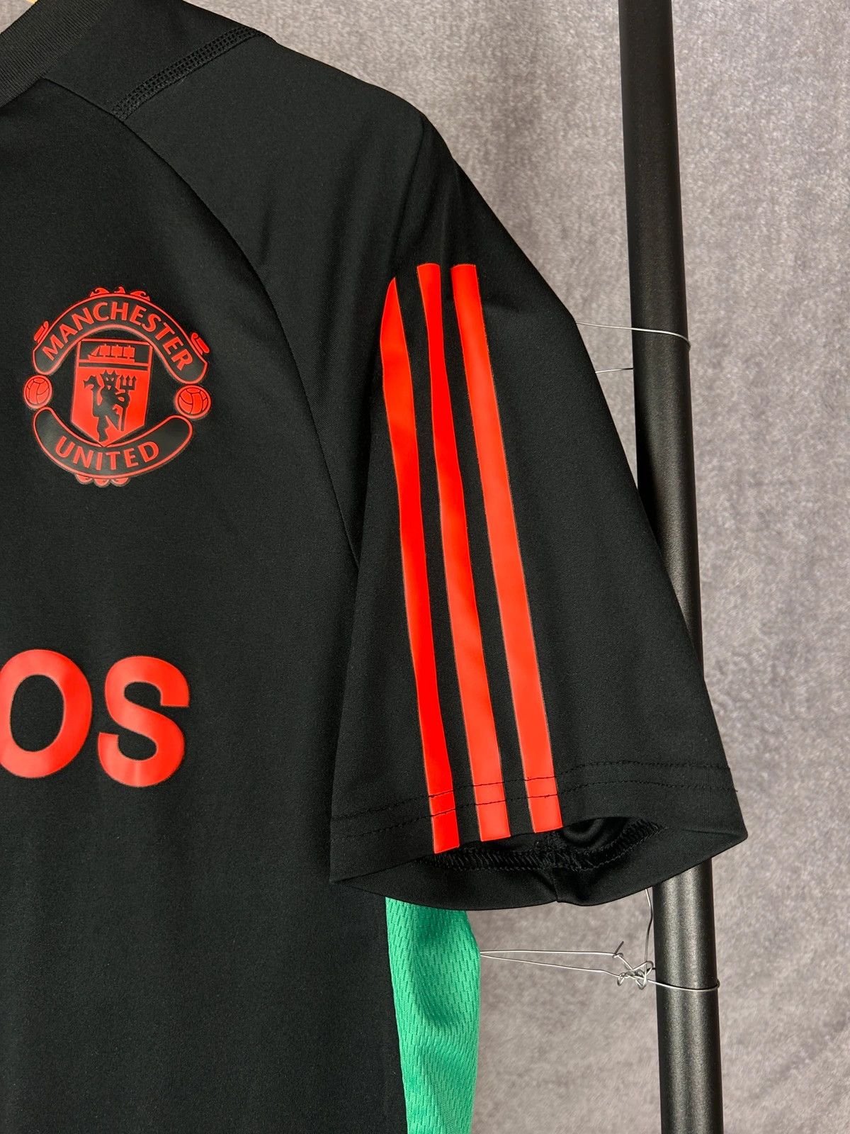 Adidas Adidas Manchester United black training soccer shirt Size US M / EU 48-50 / 2 - 4 Thumbnail