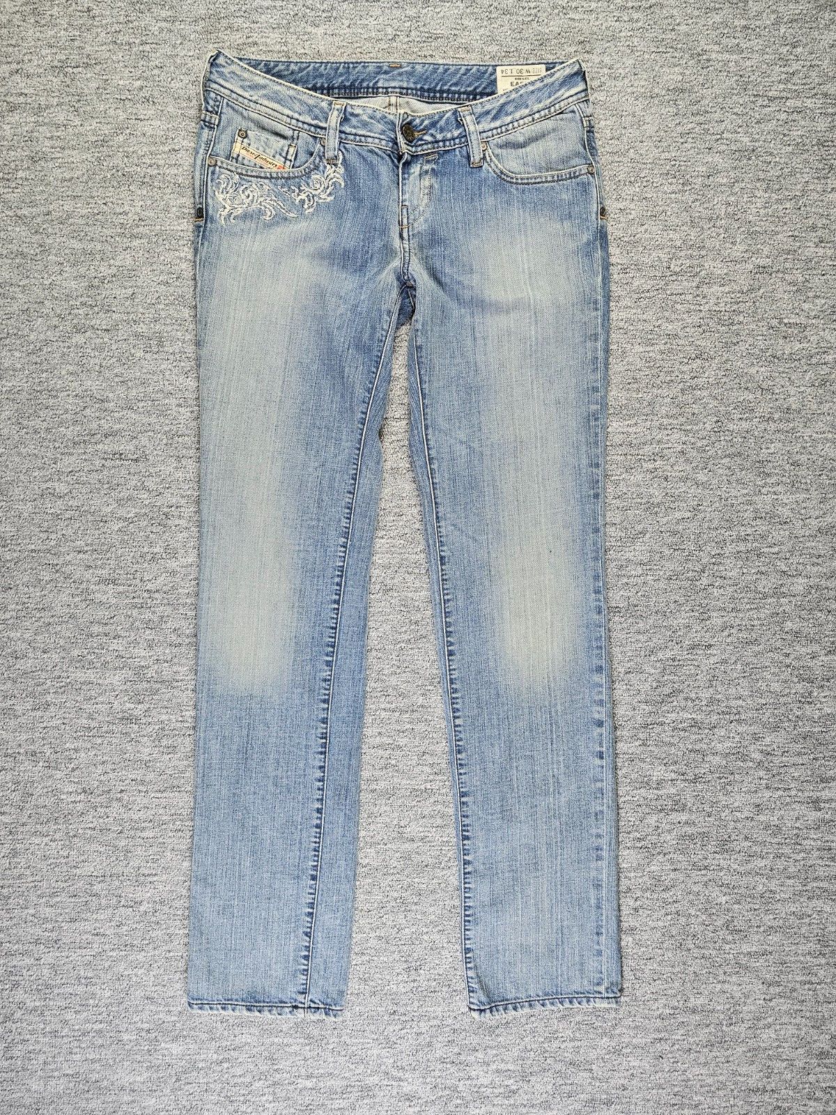 Diesel Vintage Y2K Diesel EASEE 008EW Embroidered Low Rise Jeans 30 Size 30" / US 8 / IT 44 - 2 Thumbnail