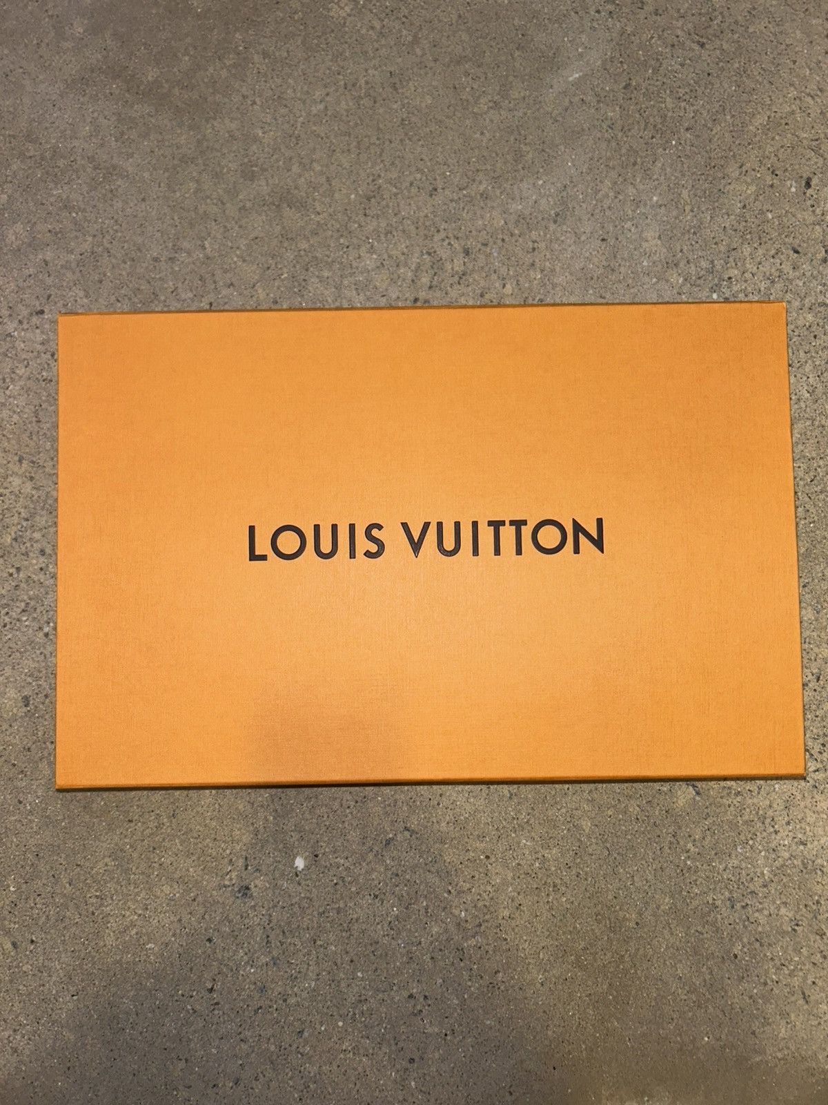 Louis Vuitton LV NBA print & Multi emblem Shirt Size US S / EU 44-46 / 1 - 8 Thumbnail