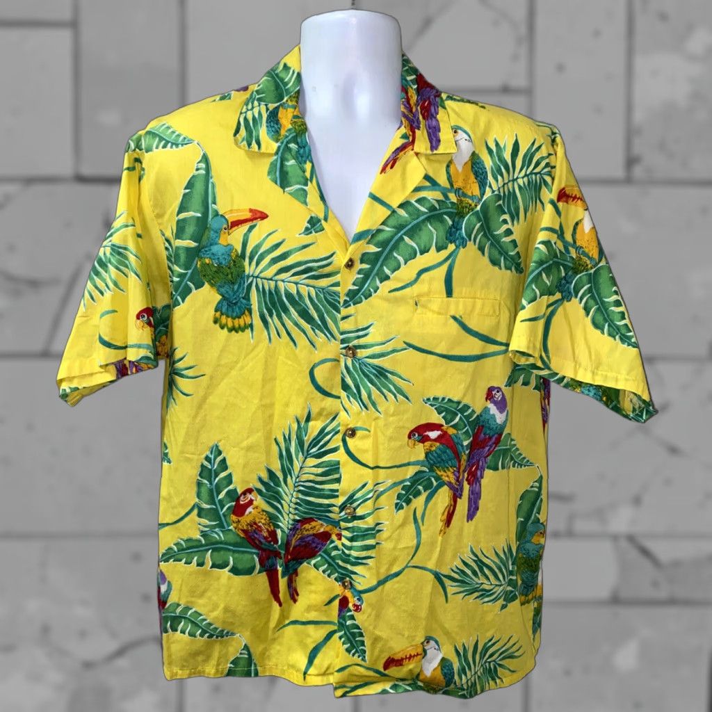 Paradise Barefoot In Paradise Aloha Shirt Mens Large Yellow Parrots Short Sleeve Button-Up Casual Size US L / EU 52-54 / 3 - 1 Thumbnail