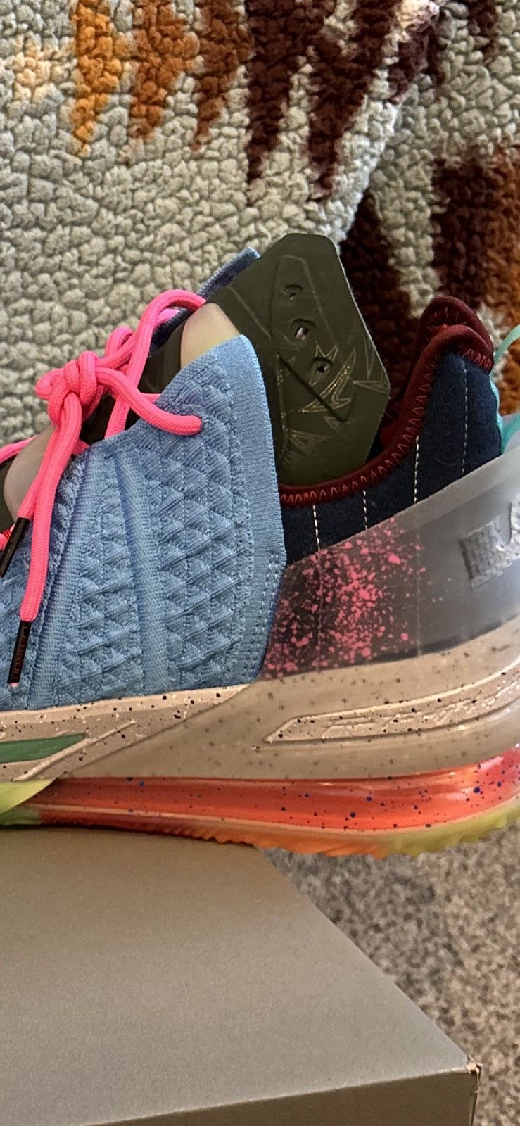 Nike Nike LeBron 18 Best Of 1-9 Light Blue Size US 12.5 / EU 45-46 - 5 Thumbnail