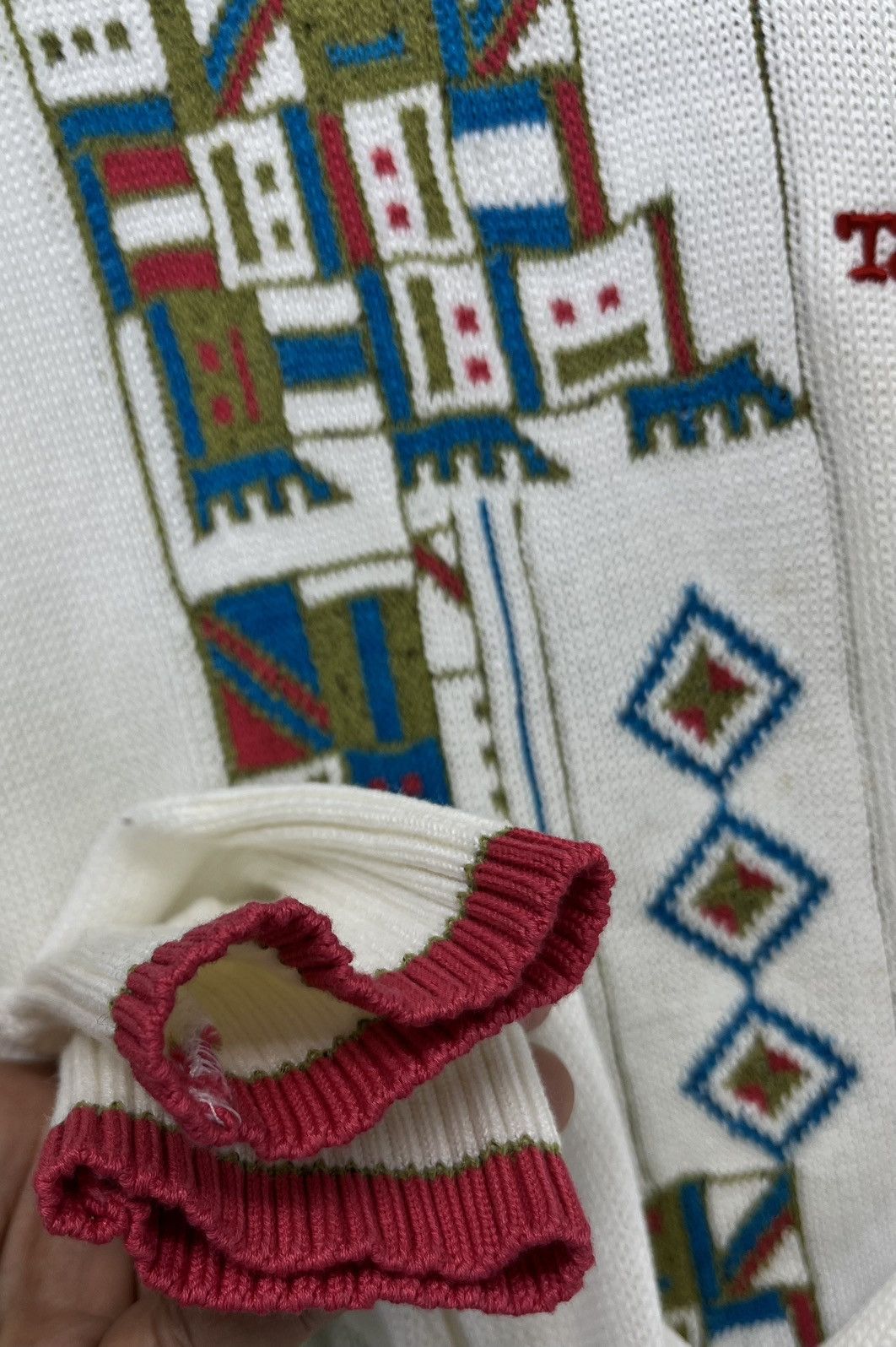 Japanese Brand Vintage Takashimaya Navajo Cable Knit Sweater Size US M / EU 48-50 / 2 - 14 Thumbnail