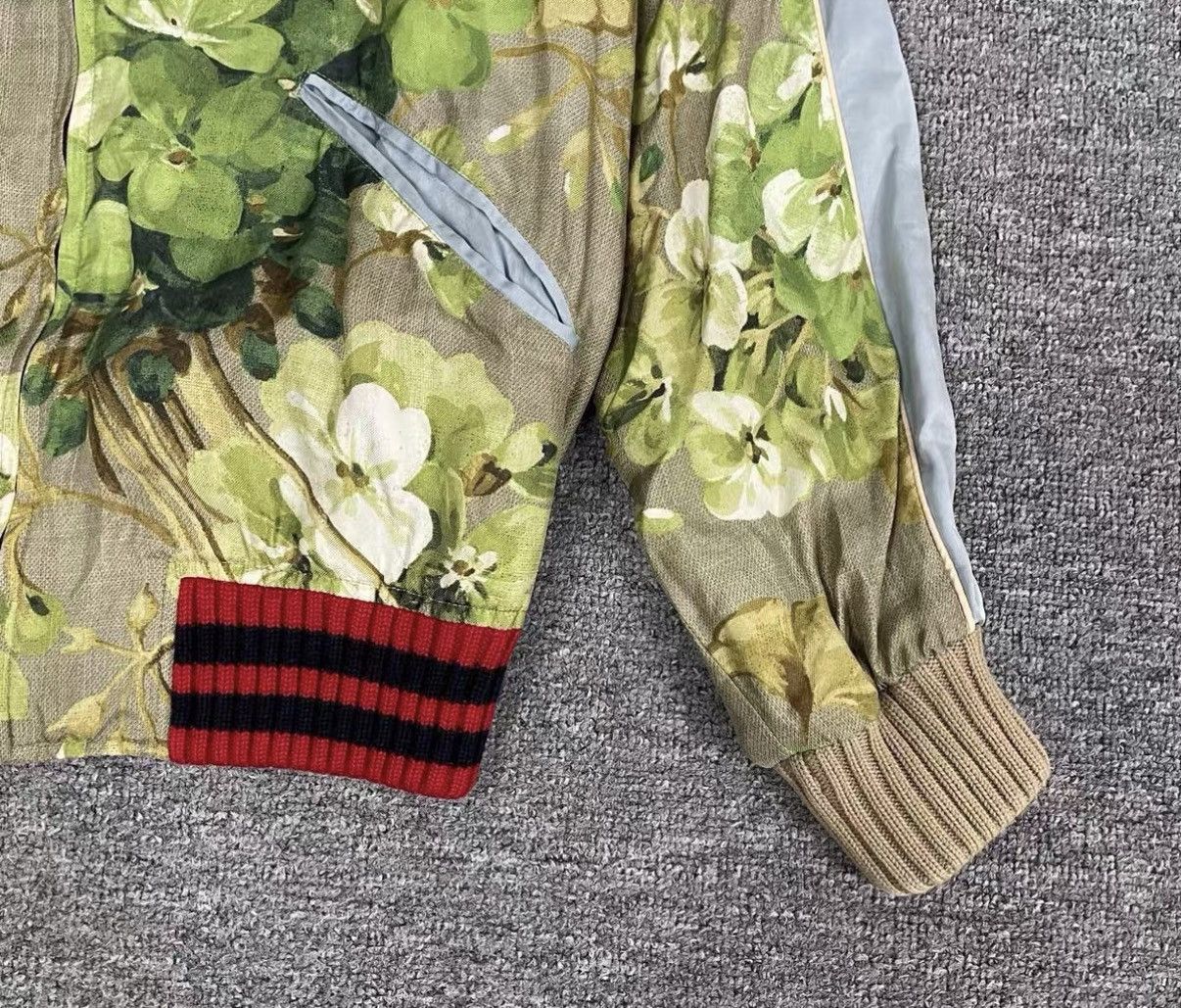 Gucci Gucci All-Over Floral Print Casual Jacket J16 Size US S / EU 44-46 / 1 - 4 Thumbnail
