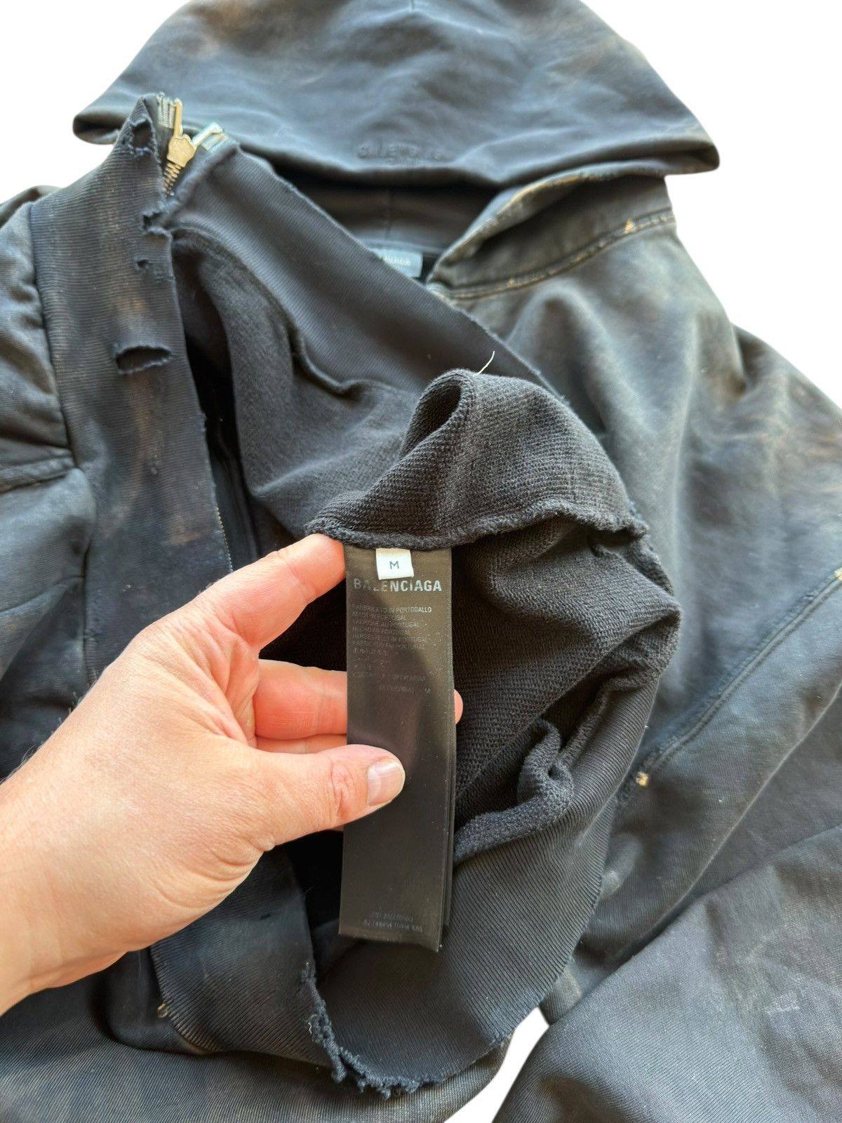 Balenciaga *RARE* BALENCIAGA DEMNA MUD SHOW RUNWAY DYED HOODIE BELLA Size US M / EU 48-50 / 2 - 18 Thumbnail
