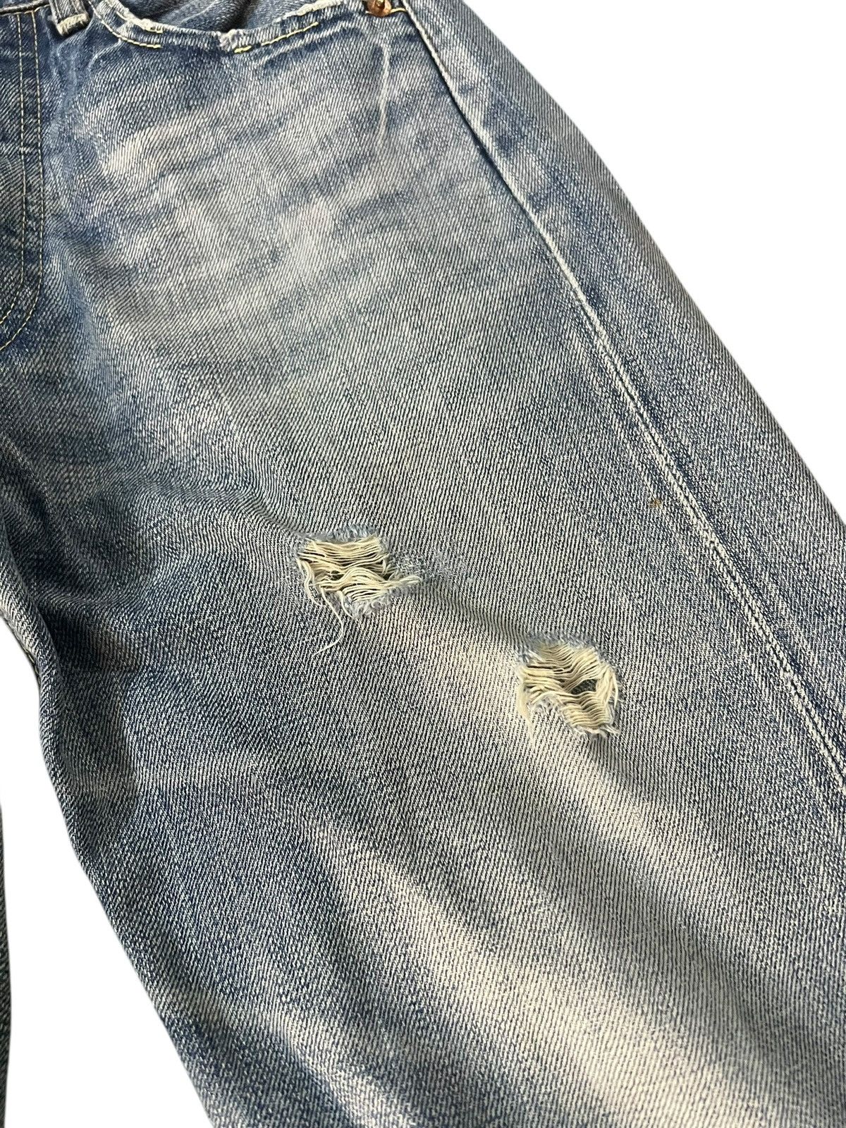 Levi's Vintage Distressed Levi’s 501 Big E Selvedge Faded Jean Size US 27 - 7 Thumbnail
