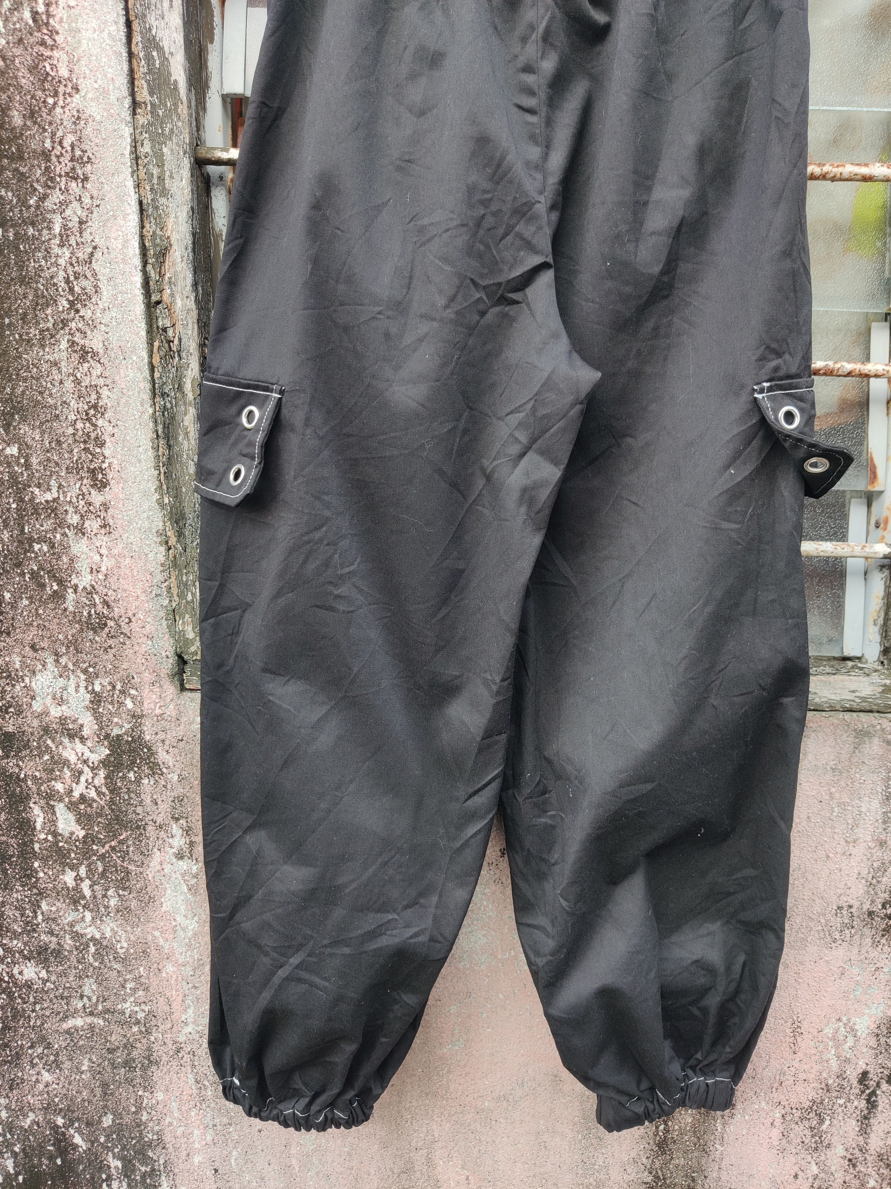 Japanese Brand Vintage Parachute Techwear Cyberpunk Bondage Gothic Pants Size US 32 / EU 48 - 7 Thumbnail