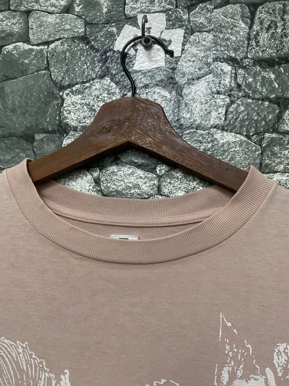 HRMTG Vintage HR Market We Never Close Tshirt Size US M / EU 48-50 / 2 - 7 Thumbnail