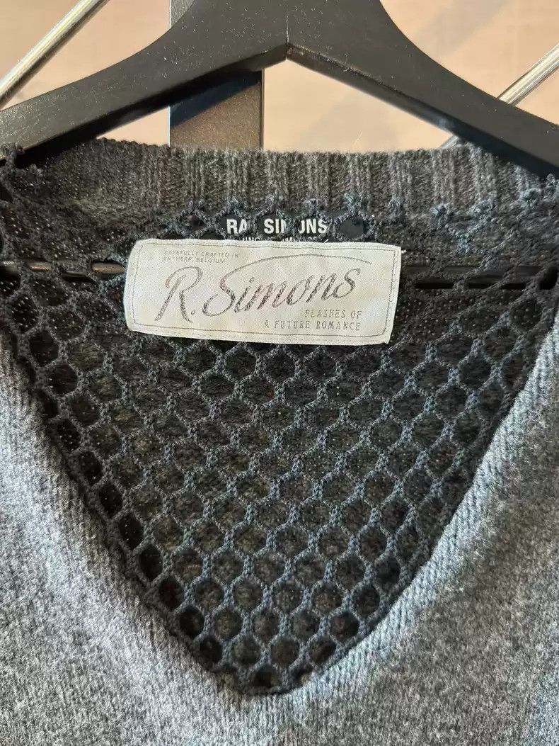 Raf Simons Raf Simon grid V-neck sweater-2505 Size US L / EU 52-54 / 3 - 3 Thumbnail