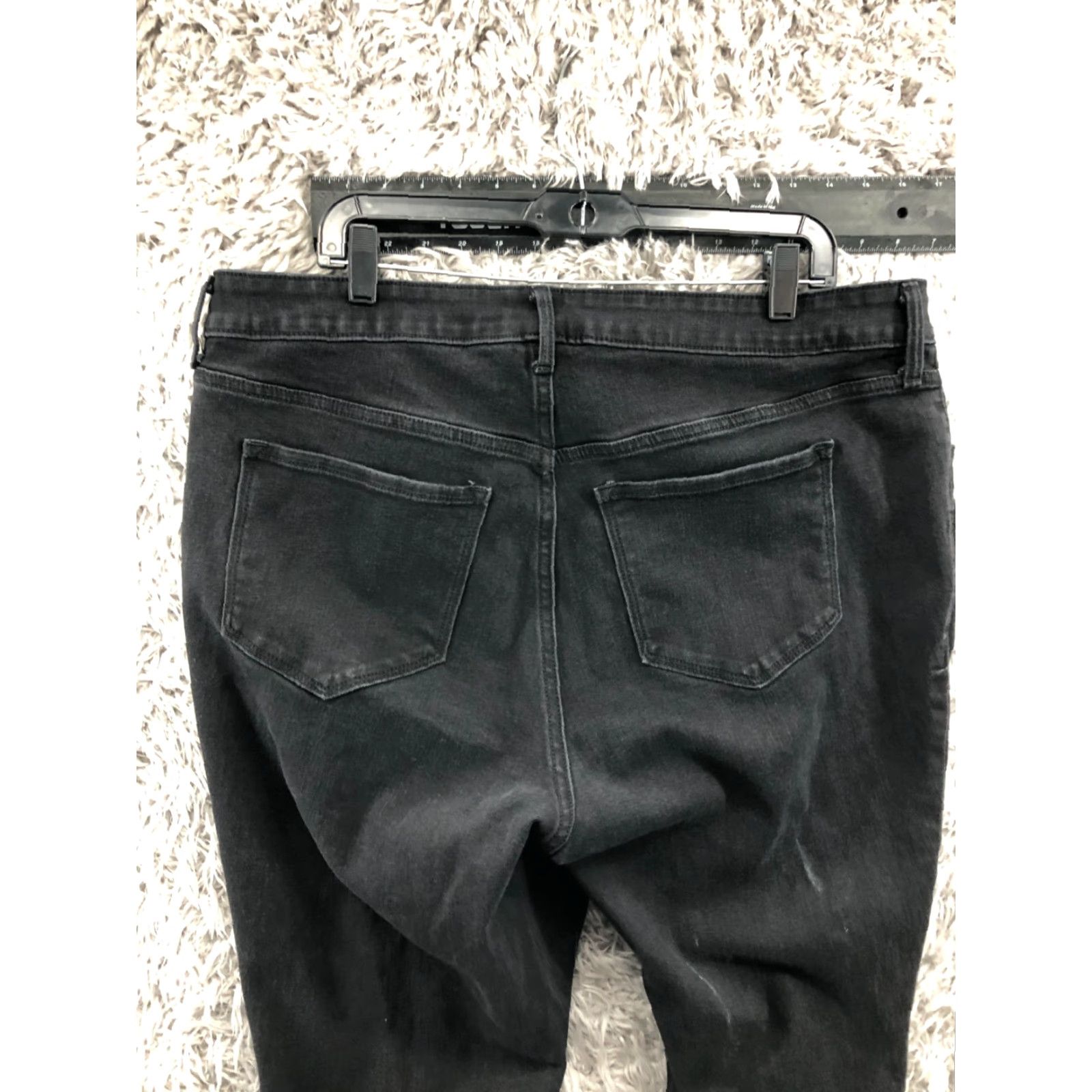 Old Navy Old Navy Jeans Womens Plus Size 20 High Rise Super Skinny Dark Wash Black Size 42" / US 20 - 6 Thumbnail