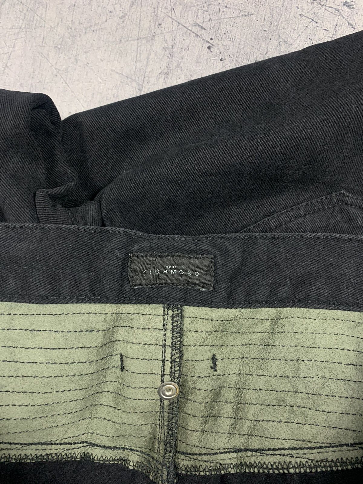 John Richmond Men’s Designer John Richmond Black Straight Jeans Size 35 Size US 35 - 10 Thumbnail