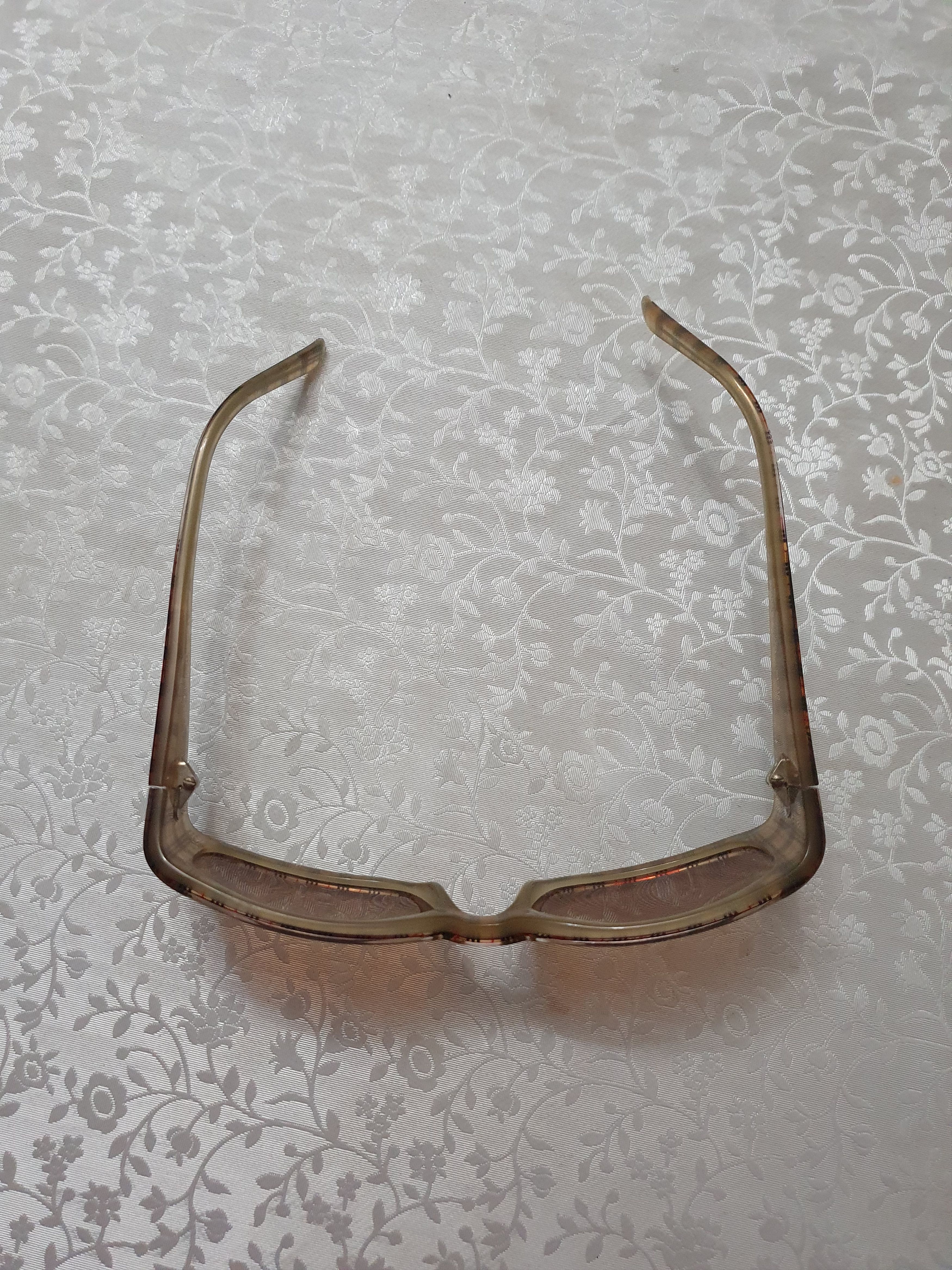 00's Burberry Vintage Y2k Nova-Check Retro-Punk Sunglasses