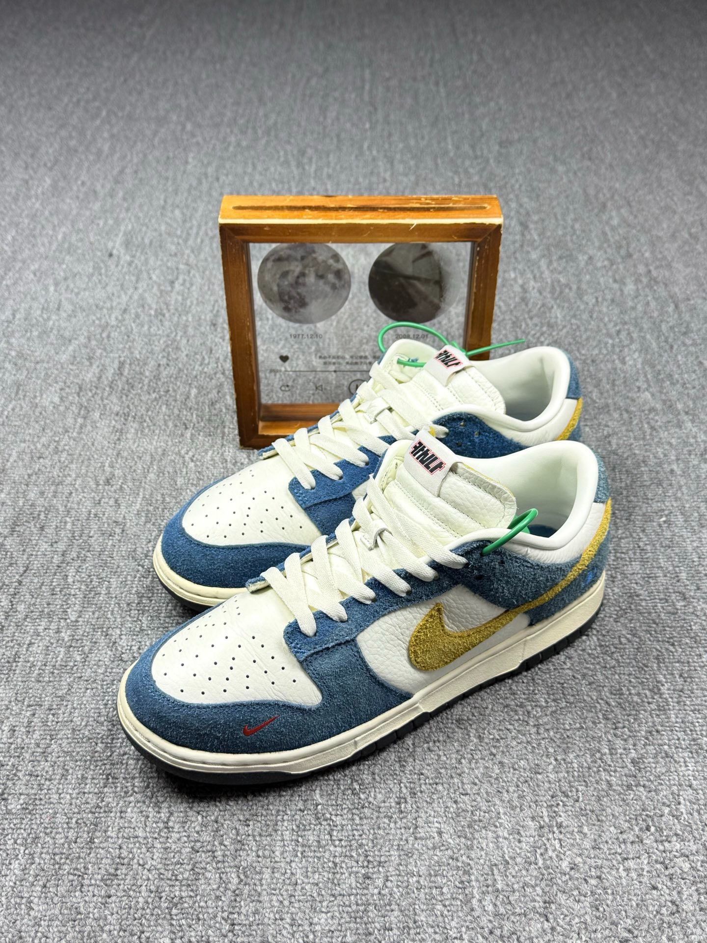 Nike Nike DUNK Limited Yellow Lowtop Sneakers 10 Men Size US 10 / EU 43 - 1 Thumbnail