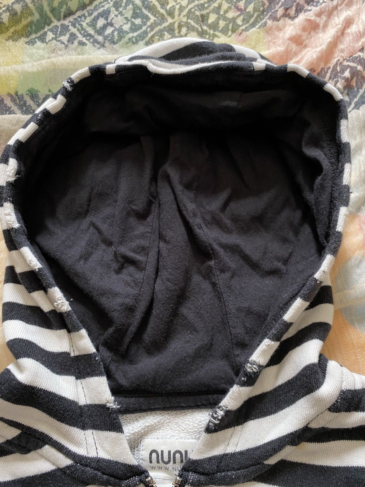 If Six Was Nine × Japanese Brand × Le Grande Bleu (L.G.B.) Nununu emoticon distressed striped hoodie Size US S / EU 44-46 / 1 - 6 Thumbnail