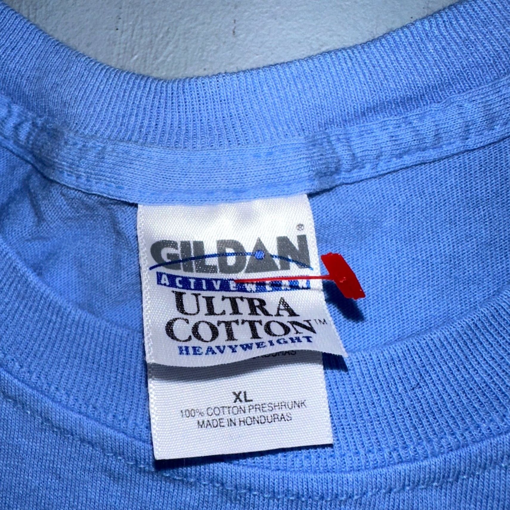 Gildan VINTAGE Gildan T-Shirt Men XL Blue Rock On Apple Rare iTunes Promo VTG 2000 70s 80s 90s Concert Dance Commercial Size US XL / EU 56 / 4 - 6 Thumbnail