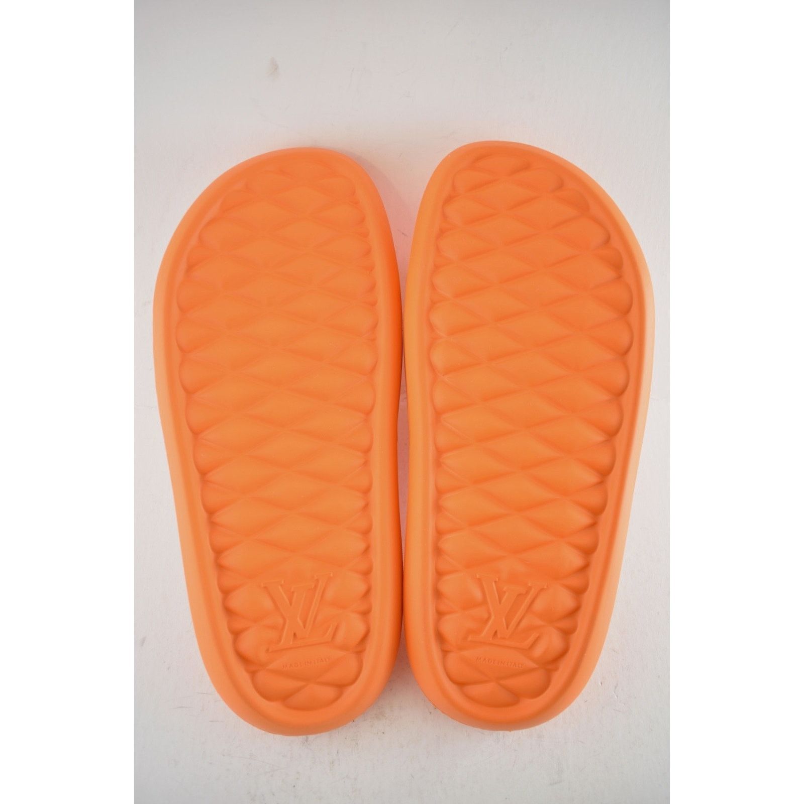 Louis Vuitton Louis Vuitton Waterfront Mule Bubble Sandal UK 9 US 10 11 Size US 9 / EU 42 - 13 Thumbnail