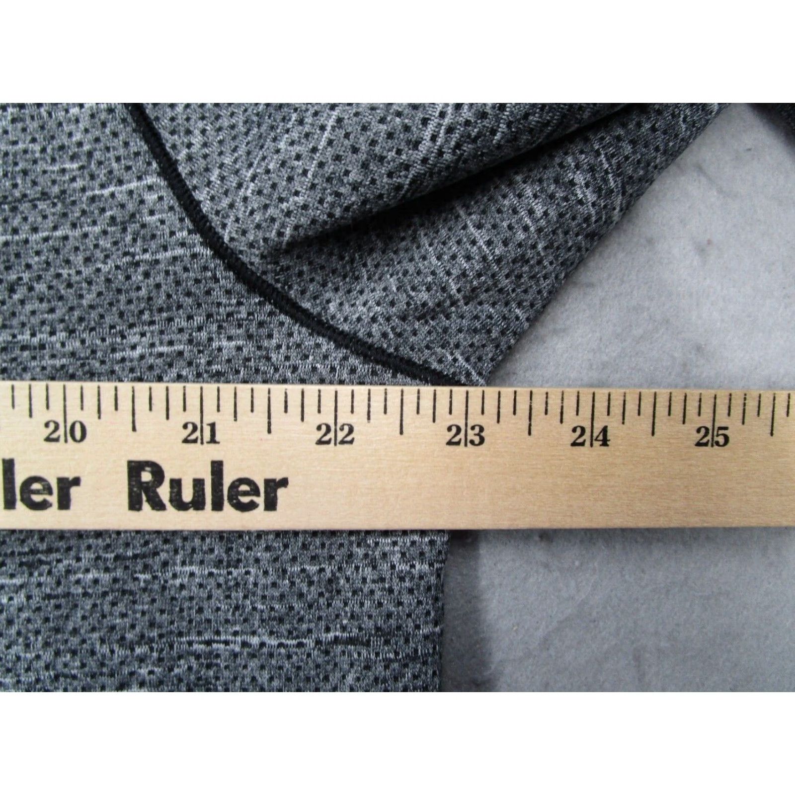 Vintage Greg Norman Mens Gray Pullover 1/4 Zip Performance Sweater Golfing Shirt/Hoodie? Size US L / EU 52-54 / 3 - 6 Thumbnail