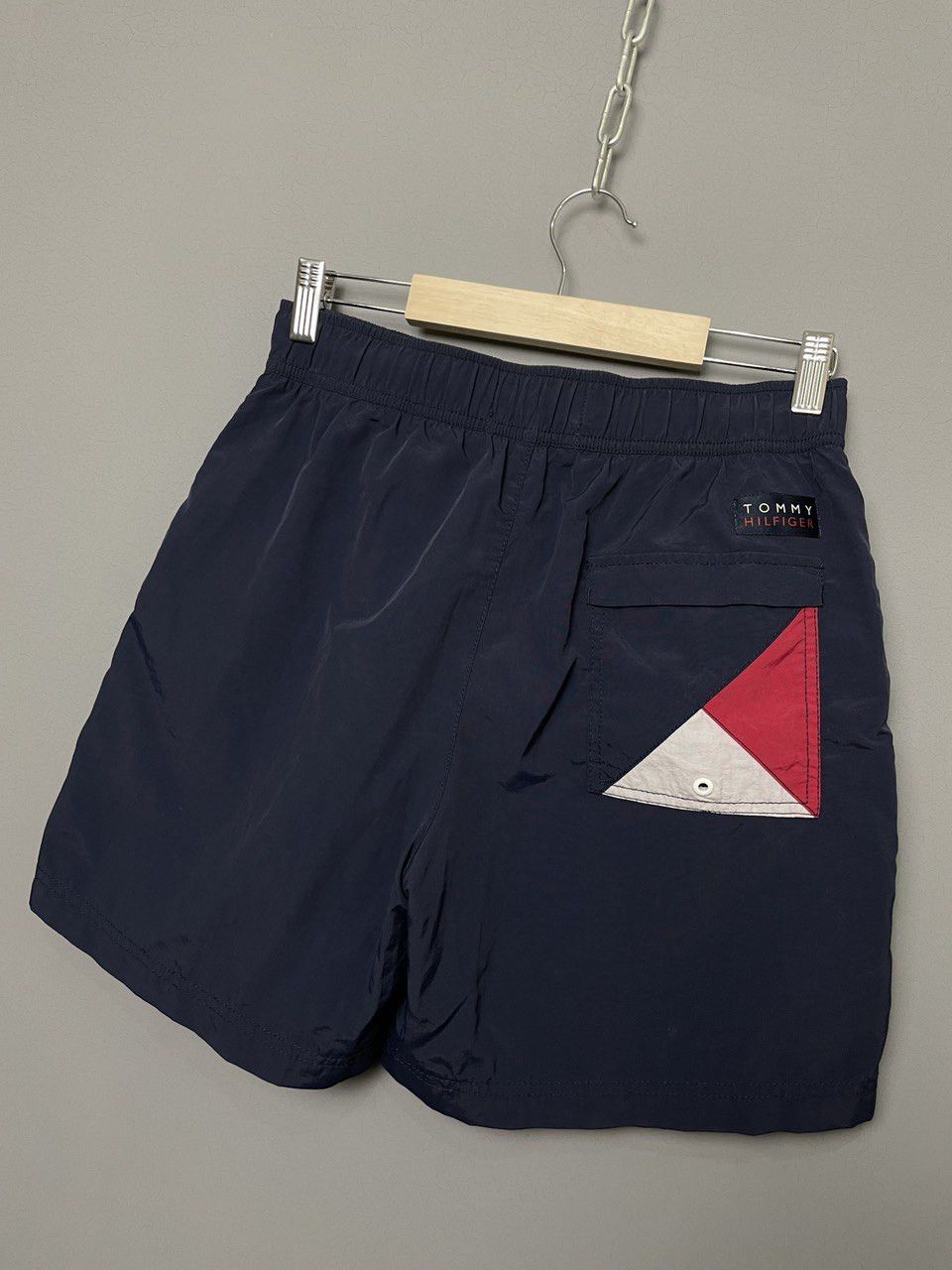 Tommy Hilfiger Vintage Tommy Hilfiger Shorts Big Logo Size US 28 / EU 44 - 2 Thumbnail