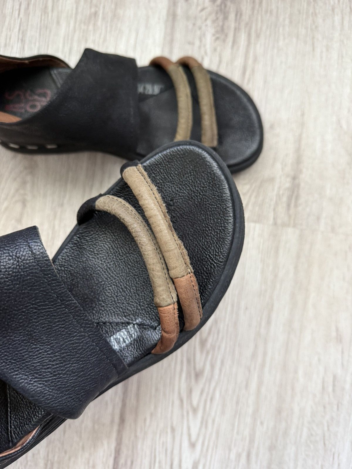 A.S.98 A.S.98 Avant-Garde Leather Sandals EU36 (US6) Made in Italy Size US 6 / IT 36 - 19 Thumbnail