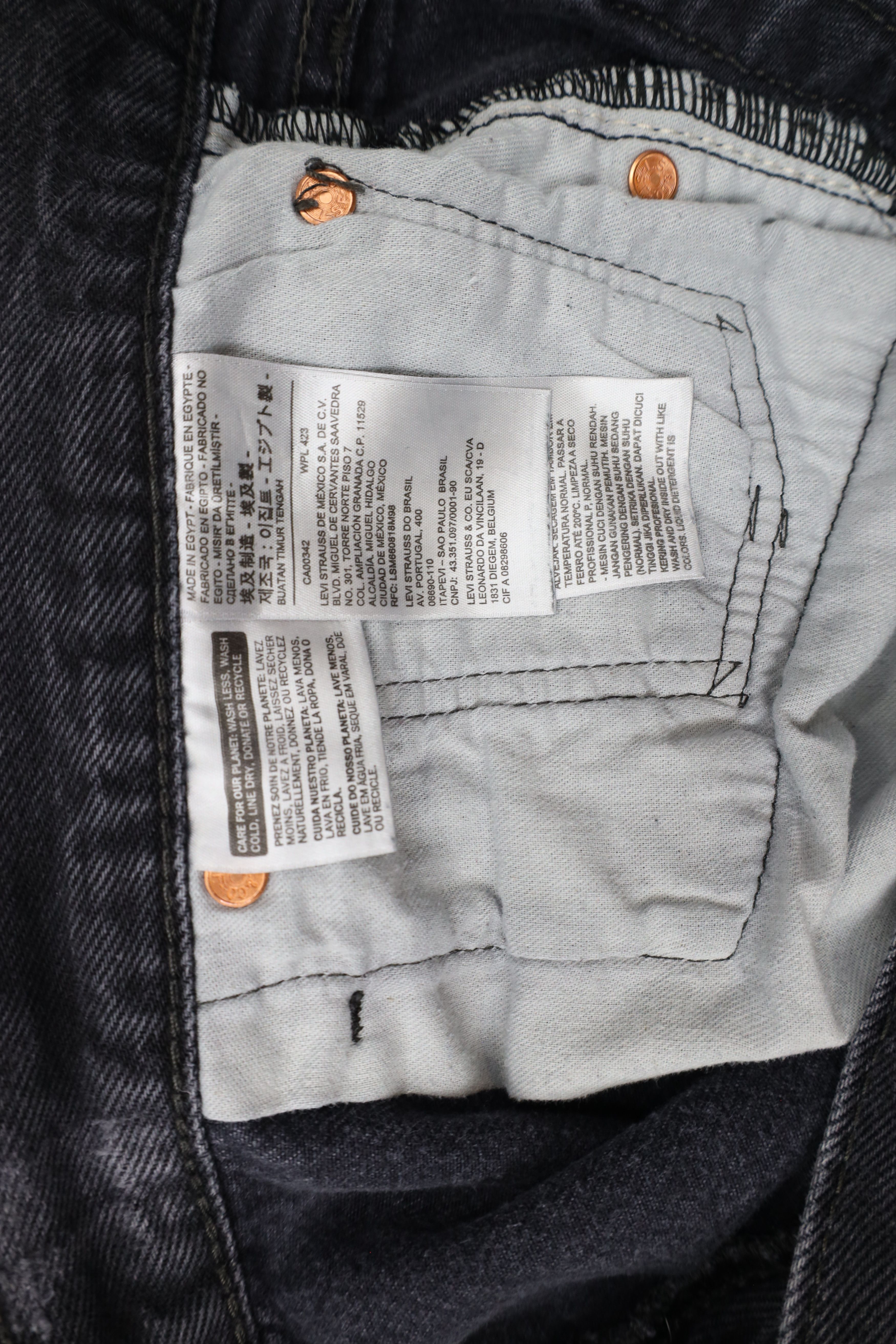 Levi's × Vintage Vintage Y2K Levis 501xx Fly Original Fit Denim Jeans Black Size US 40 / EU 56 - 10 Thumbnail