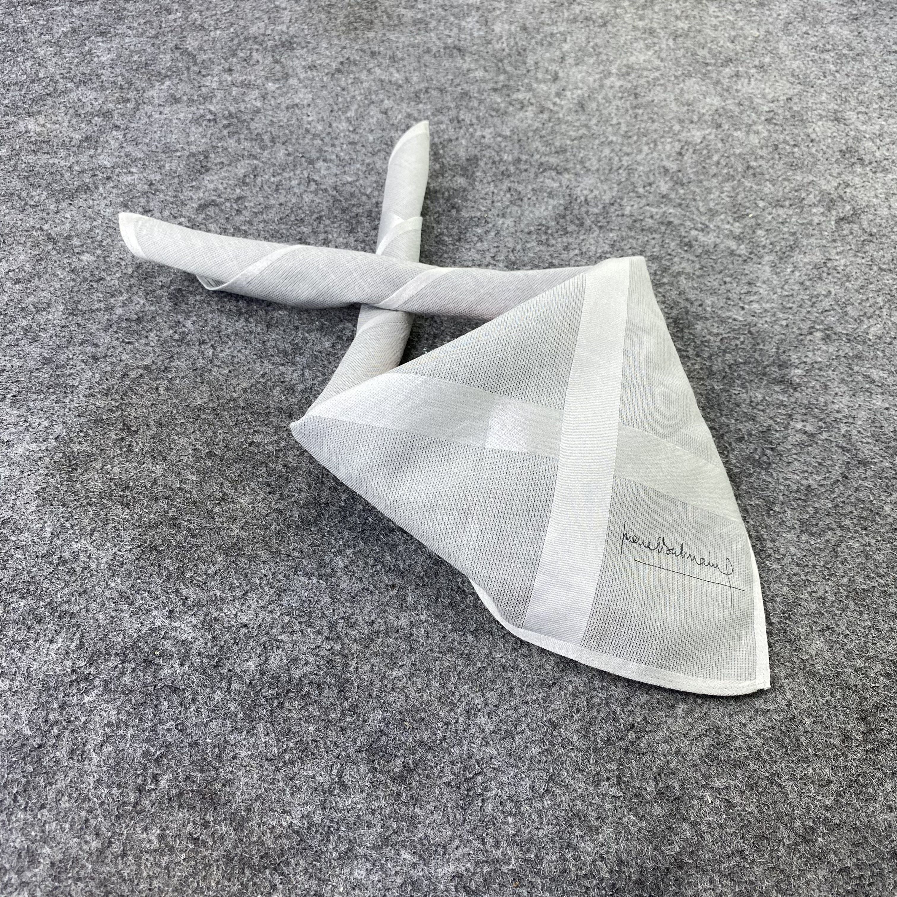 Pierre Balmain Pierre Balmain Handkerchief / Bandana / Neckerchief -B1051 Size ONE SIZE - 1 Thumbnail