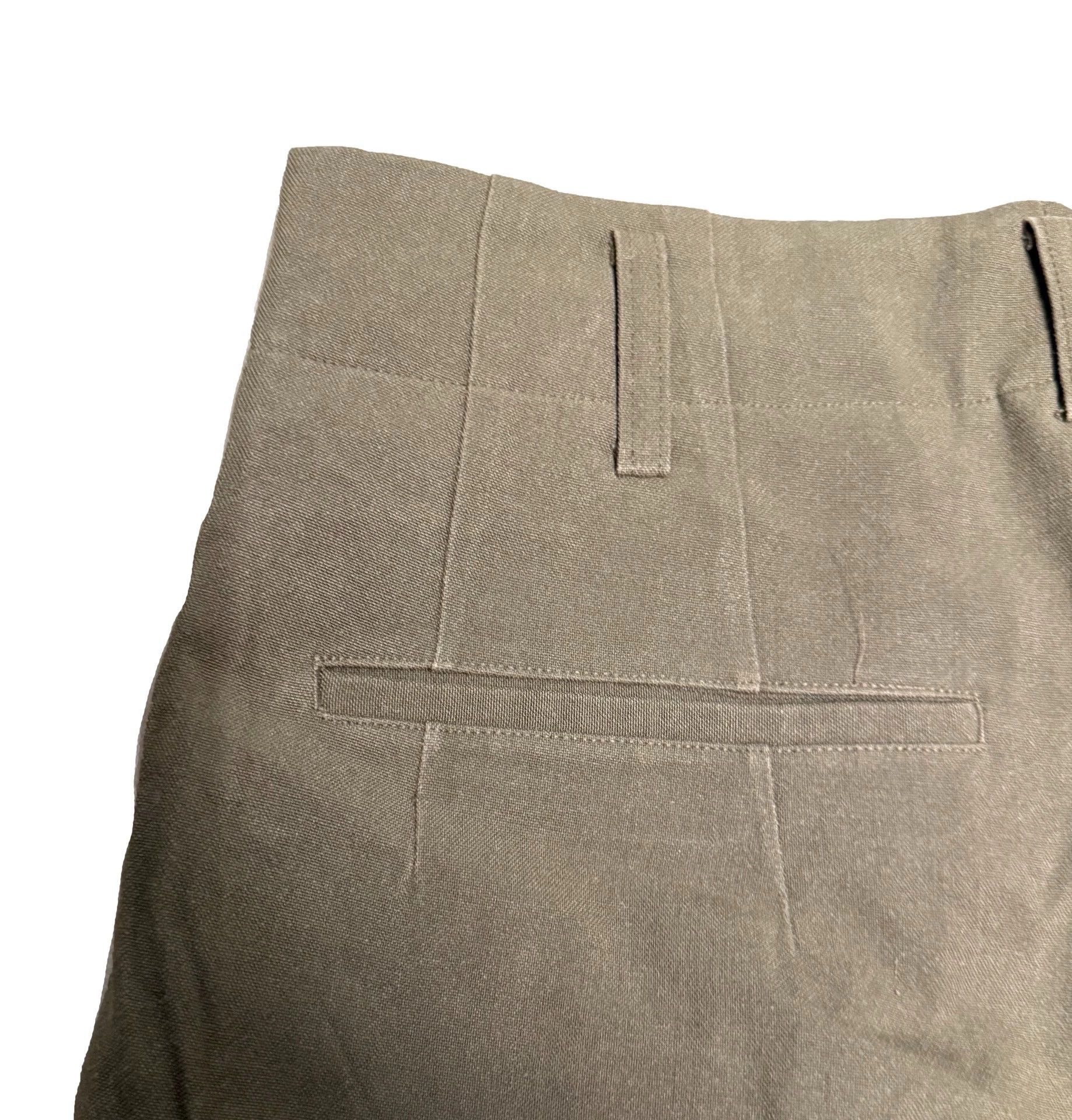 Yohji Yamamoto Yohji Yamamoto Khaki Silk Loose Tapered Pants Size US 30 / EU 46 - 5 Thumbnail