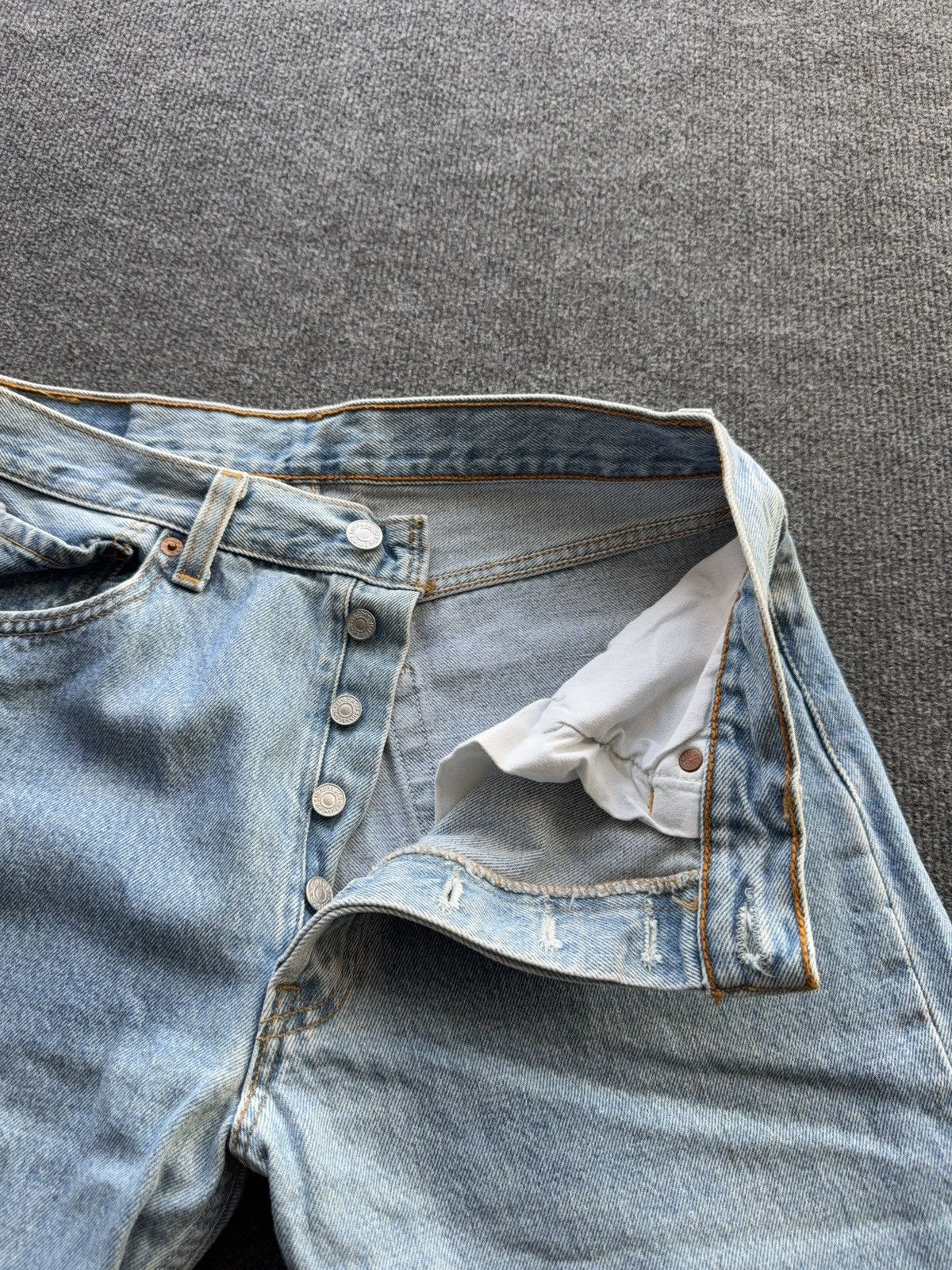 Levi's Vintage Clothing Vintage 90s Levi’s 501 Distressed Western USA Straight Jeans Size US 32 / EU 48 - 8 Thumbnail