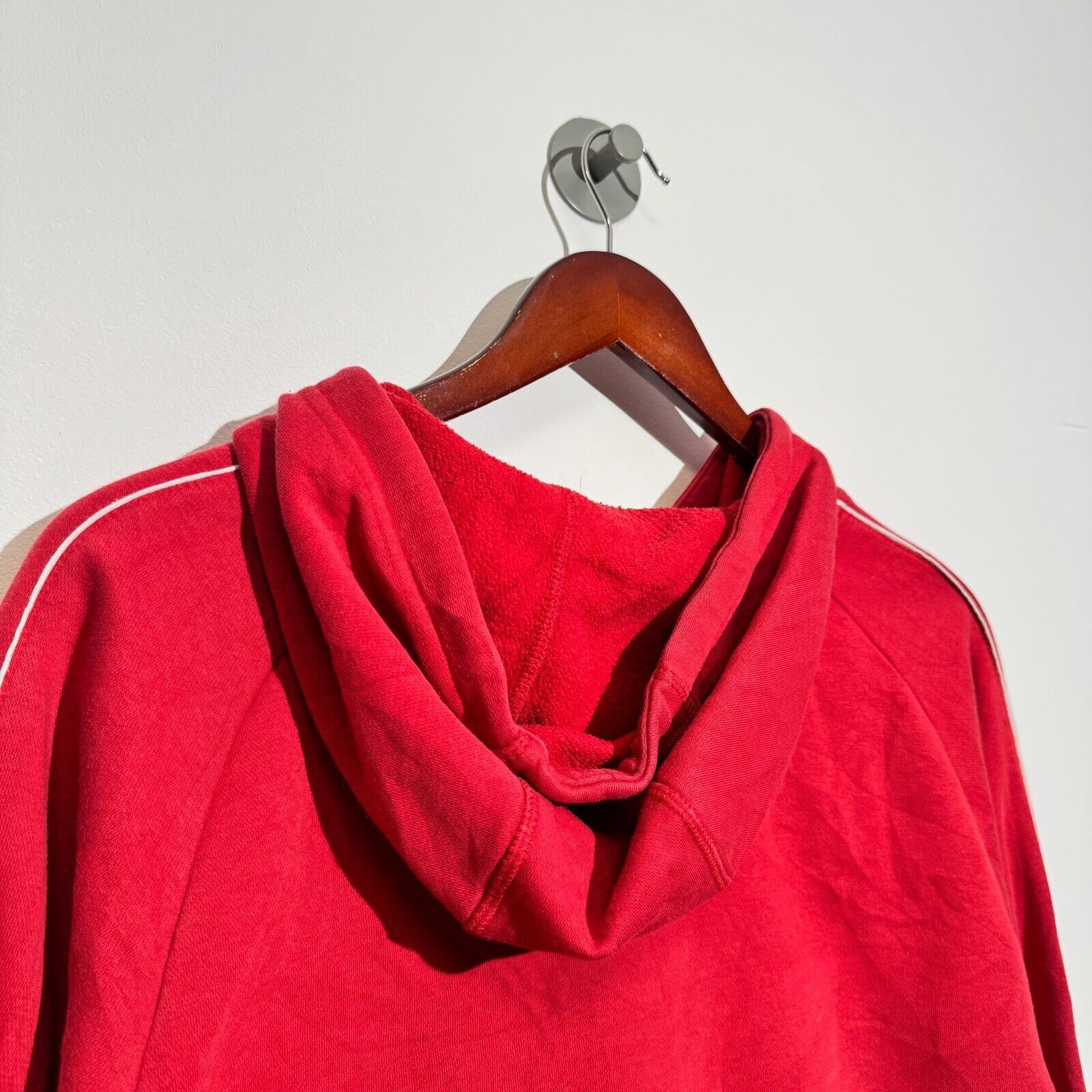 Adidas × Vintage Adidas Unisex Red Cotton Hoodie Size L Washed 90s Regular Size US L / EU 52-54 / 3 - 11 Thumbnail