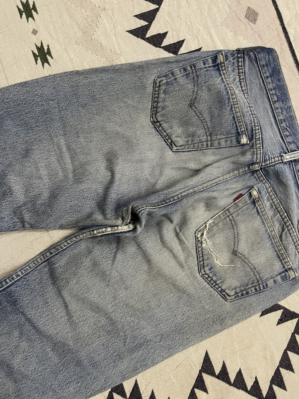 Levi's VINTAGE LEVIS 524 DISTRESSED DENIM JEANS STRAIGHT CUT Size US 30 / EU 46 - 14 Thumbnail